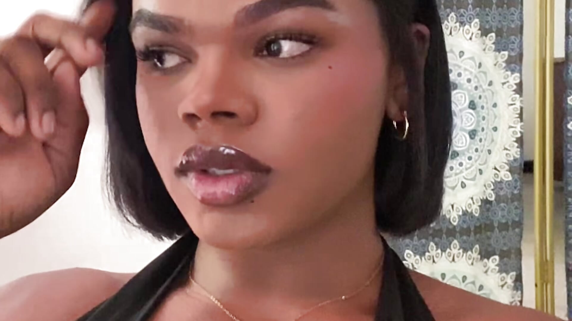 Beautiful for you 🌸😘 - video by CamiEstrada cam model