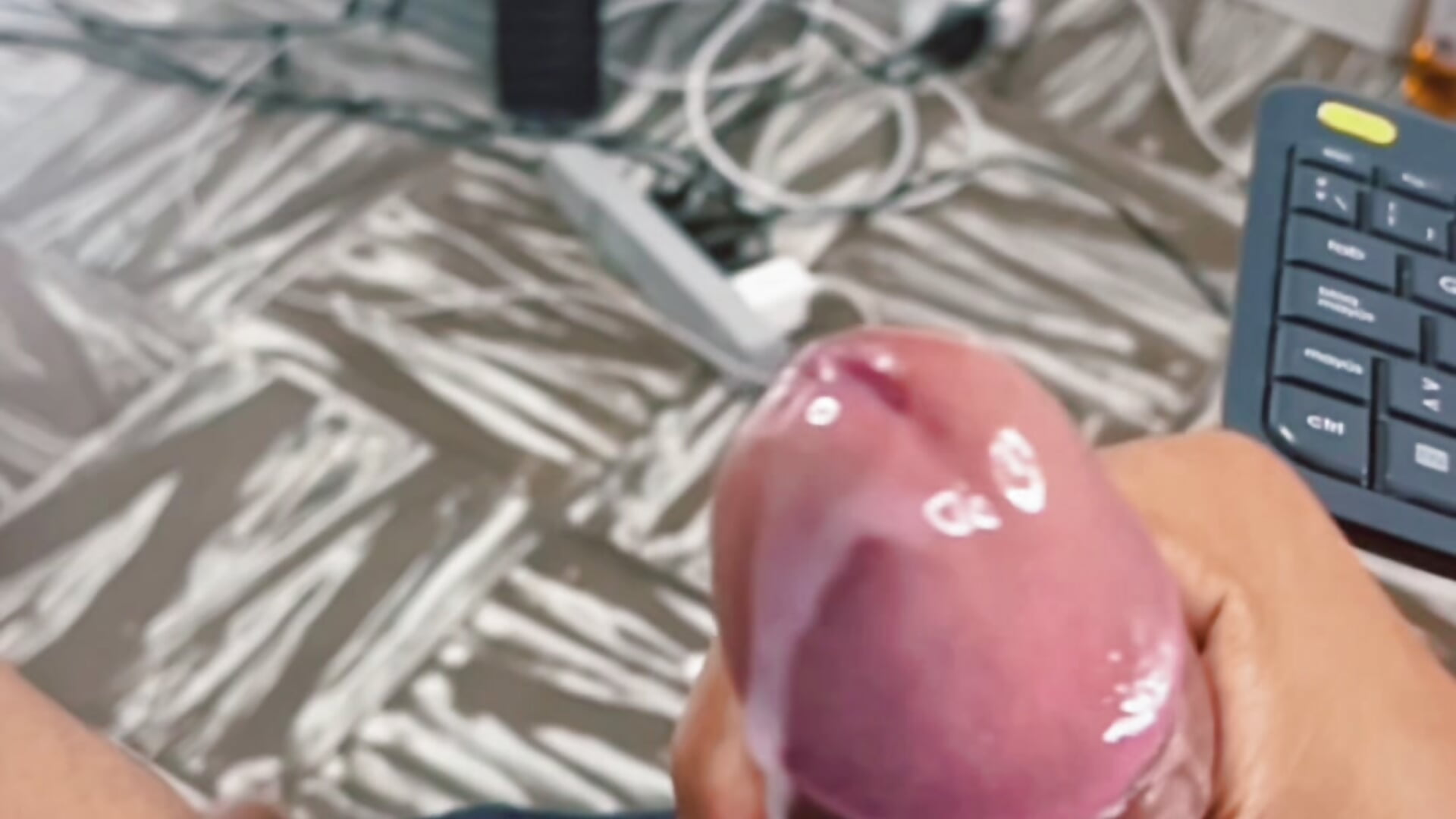 my whey protein for you <3<3－カメラキャストのbradley_smithの動画