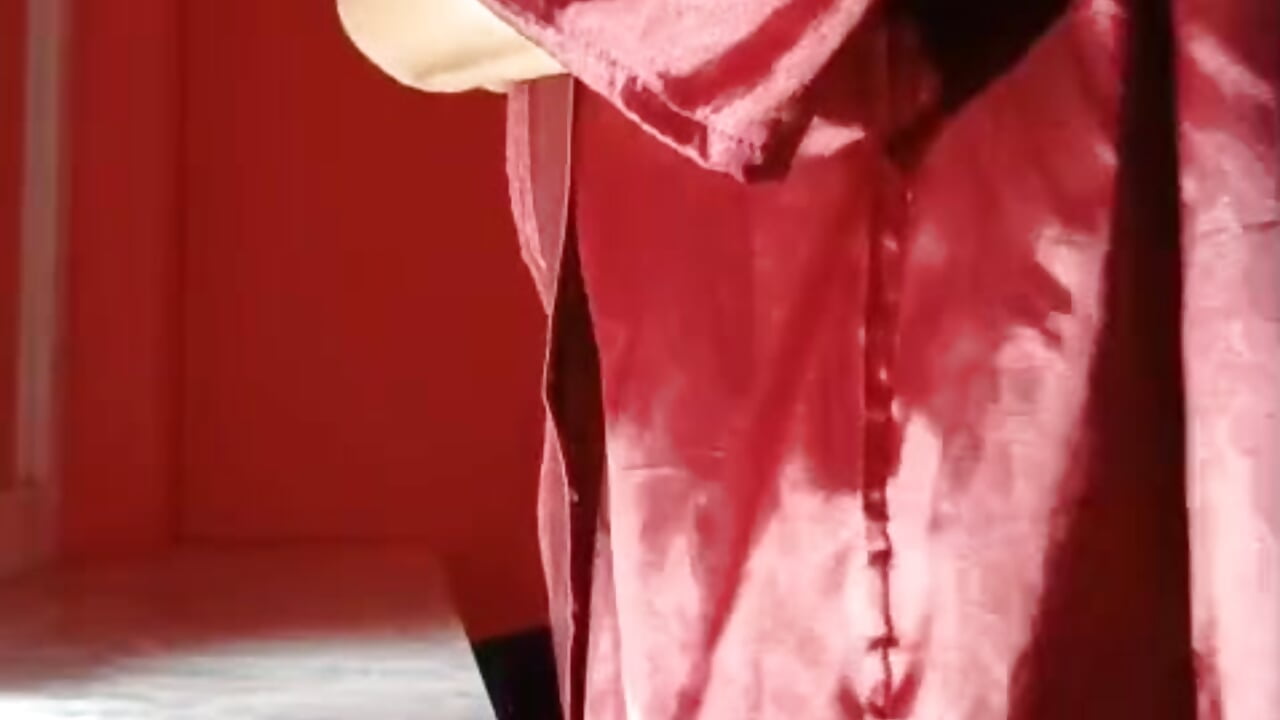 come here baby 😉🔥 - video by Sluttyandmature cam model