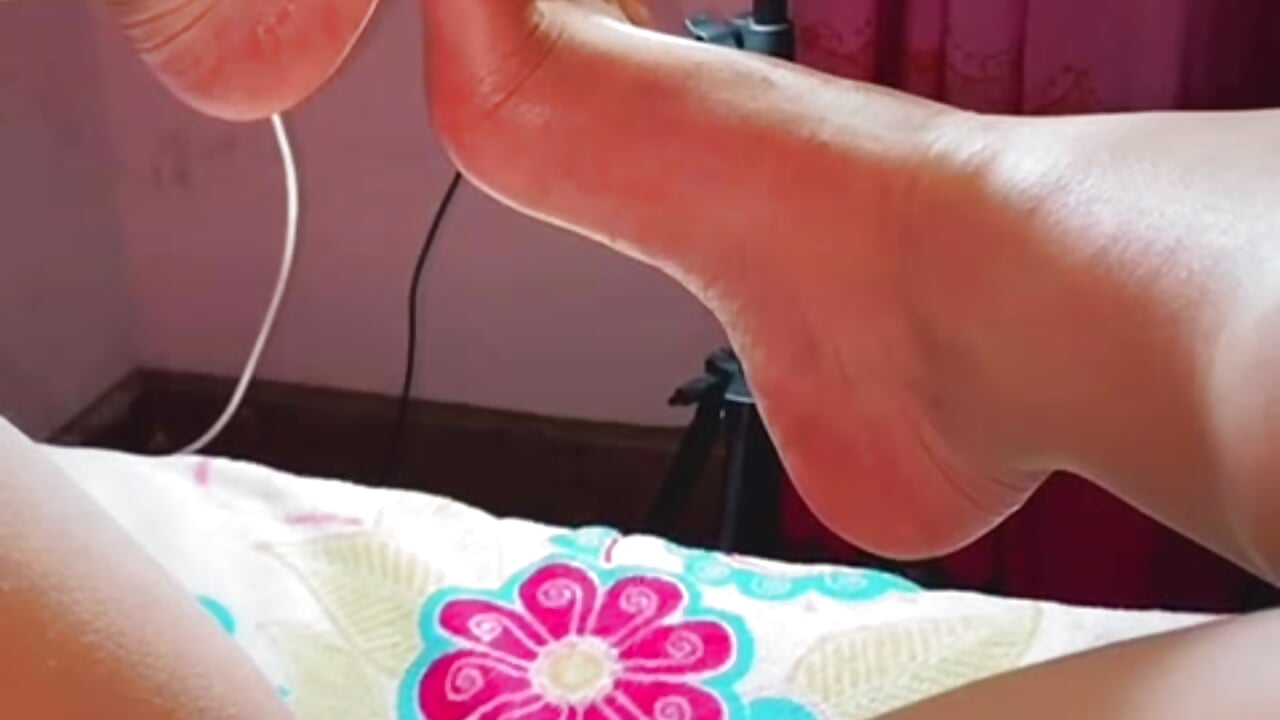 1000007812.mp4 - video di Hannesexy modella di cam