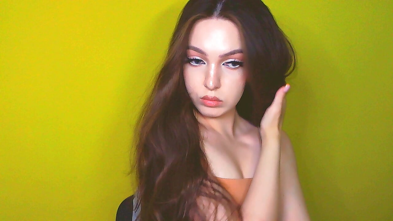 profile-intro-video-1752862121 - vidéo du modèle de showcams miss_merciless_