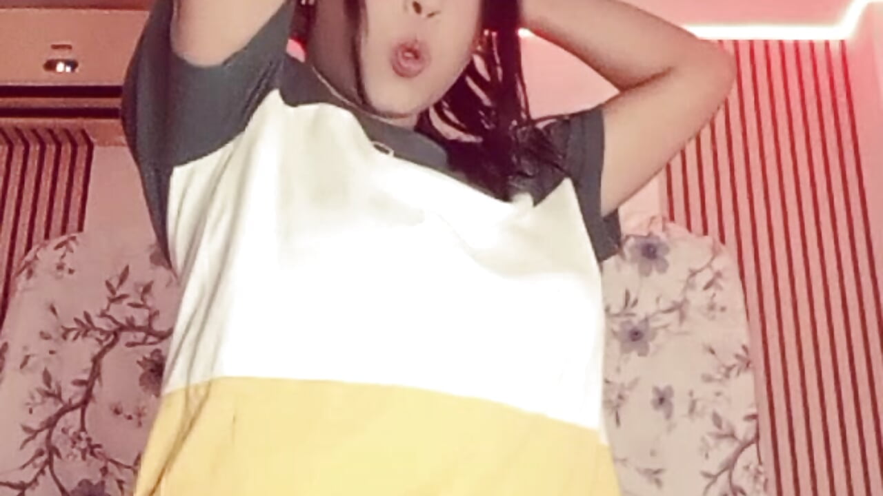 🥰 - video by AnneteLynch cam model