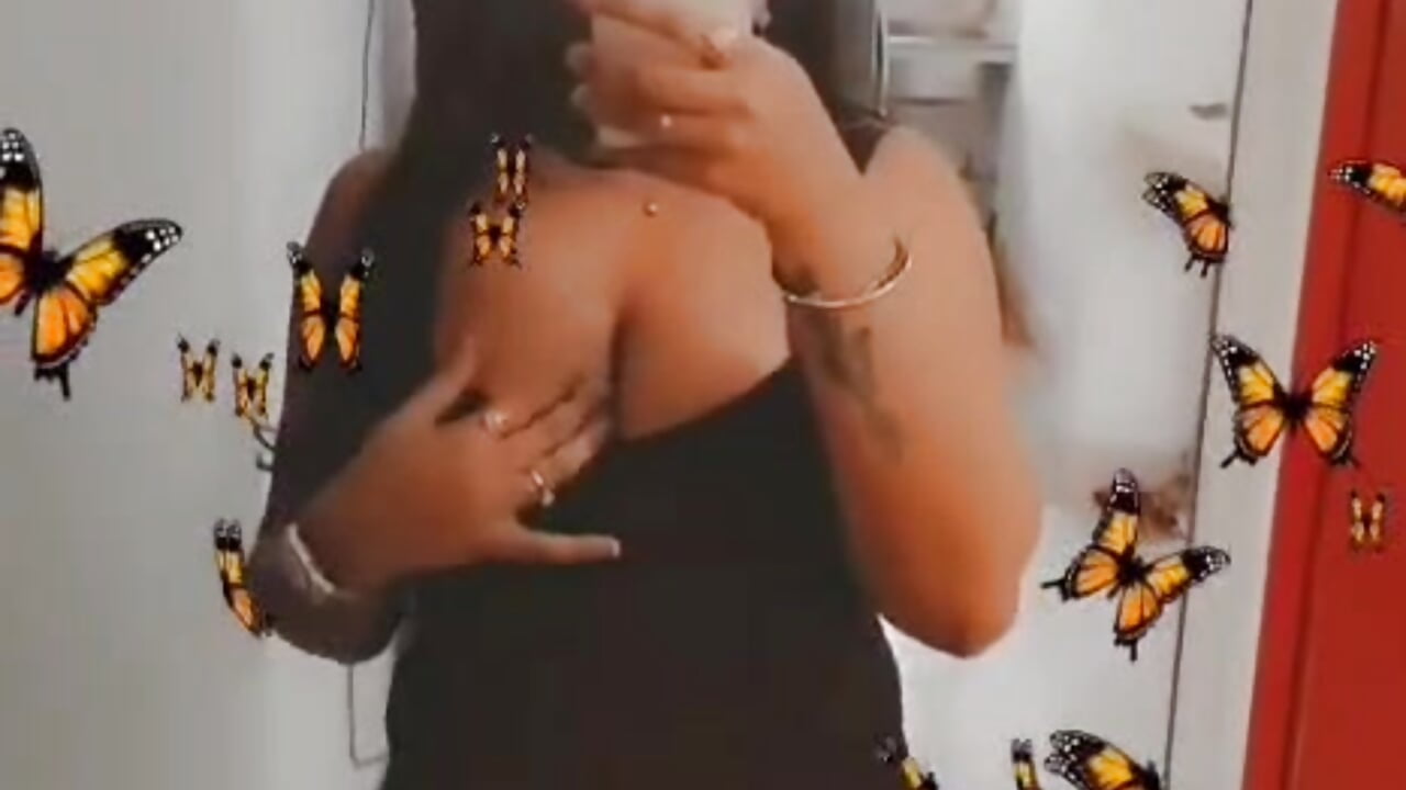 1000109555
