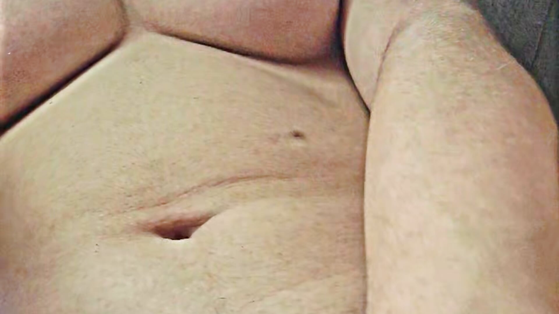 Siririca and milk 🤤🤤 - video by PocaHontas2026 cam model