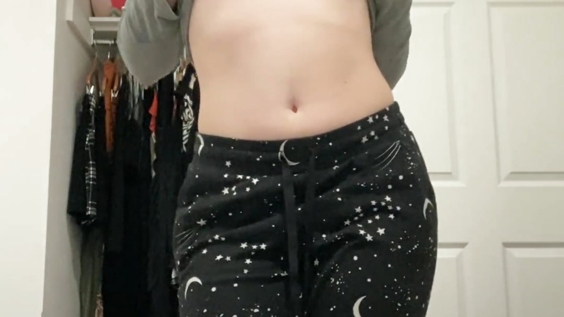 Sexy dance body reveal– chromiacookie kameramodell videója