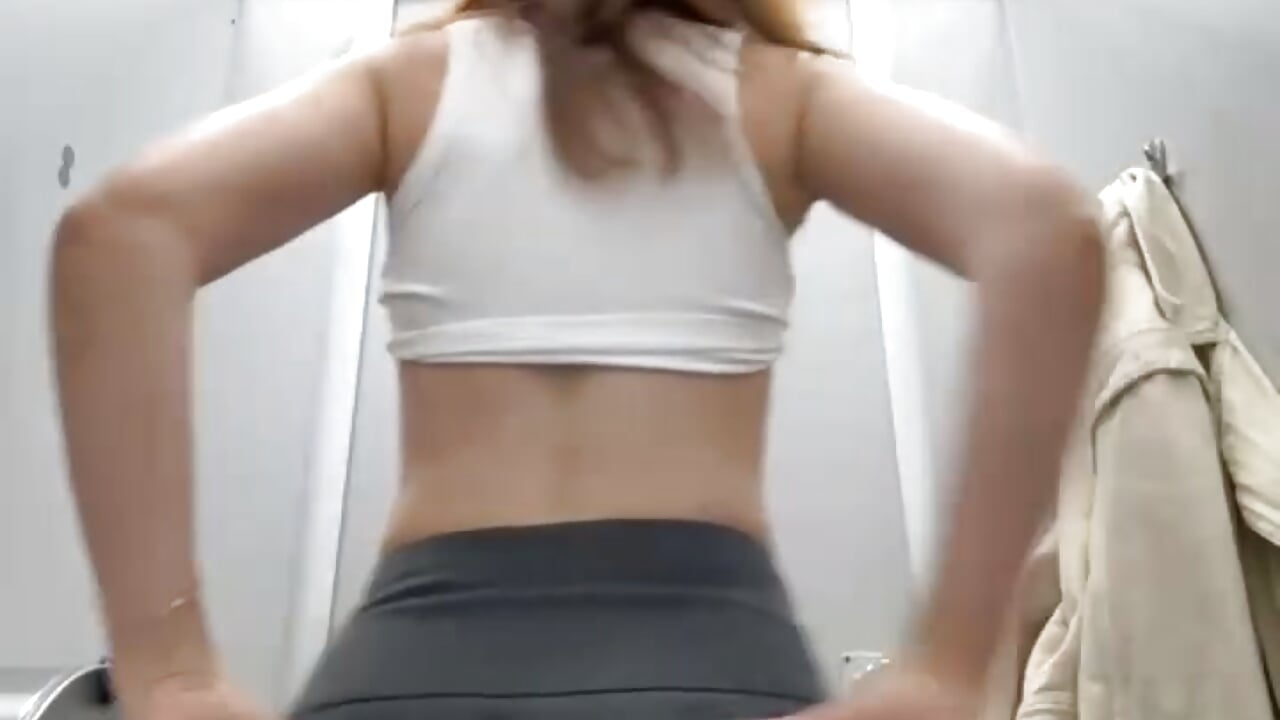 👻Dina in a college girl costume dancing🦇Who’s ready for some spooky fun? 👻 – video od webkamerové modelky Dina_Tease