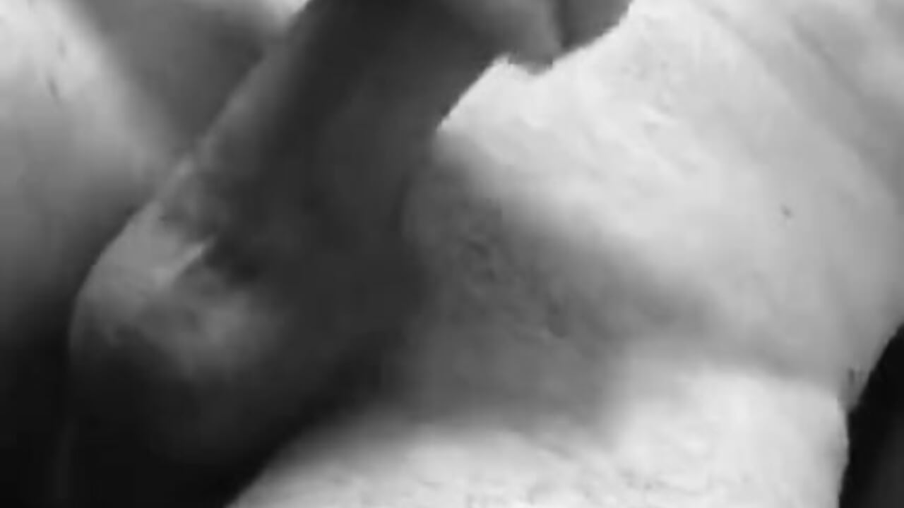 ifr3ybWG.mp4 - video van holdmycock14 cam-model