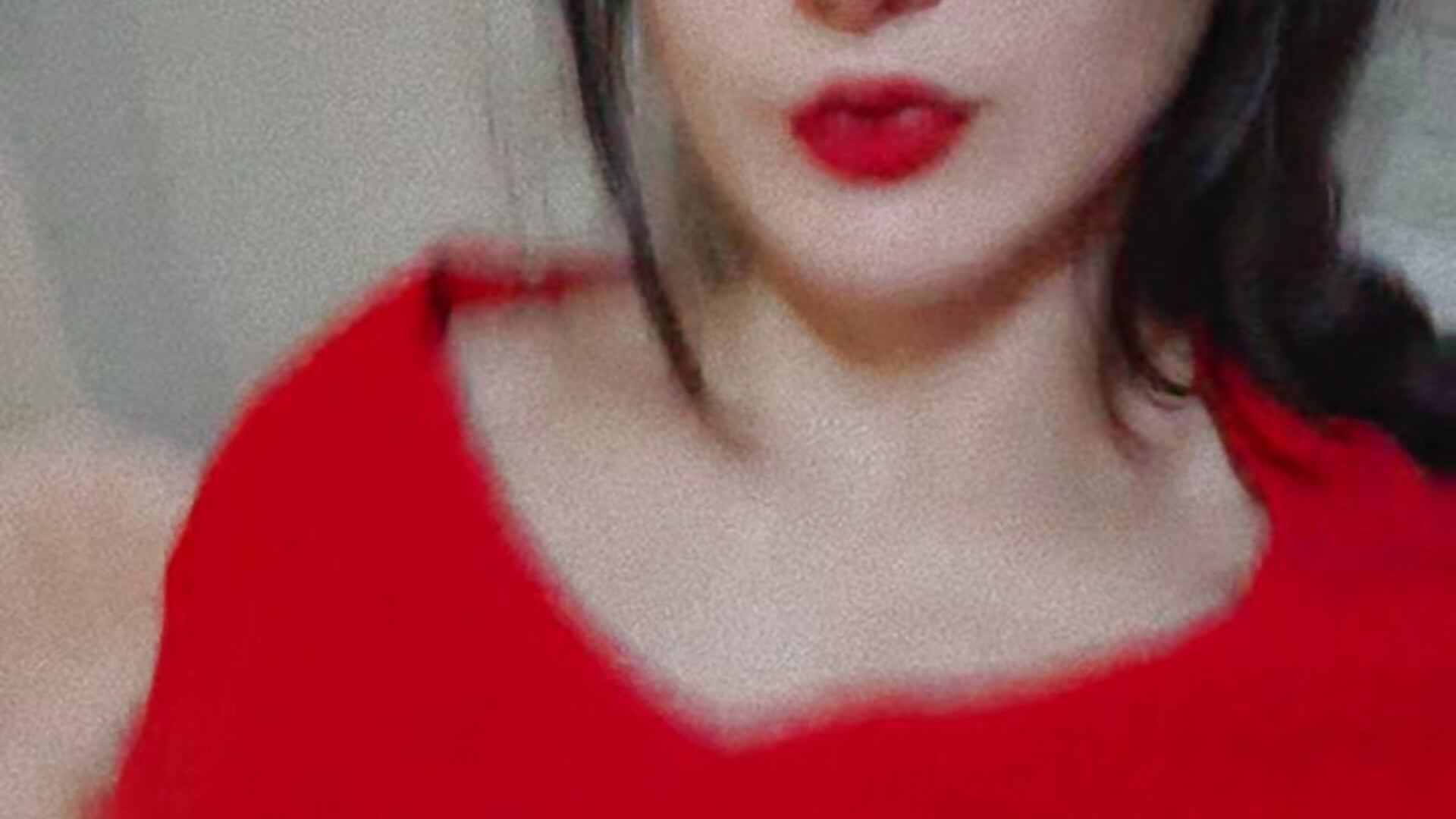 Red boob－カメラキャストのSadlynX_の動画