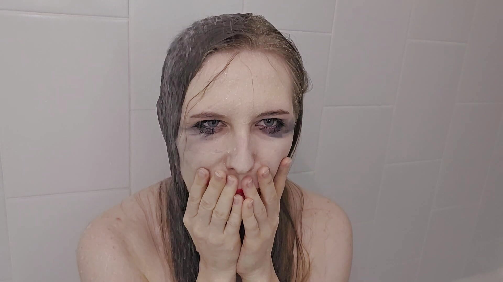 Removing my Make Up in shower