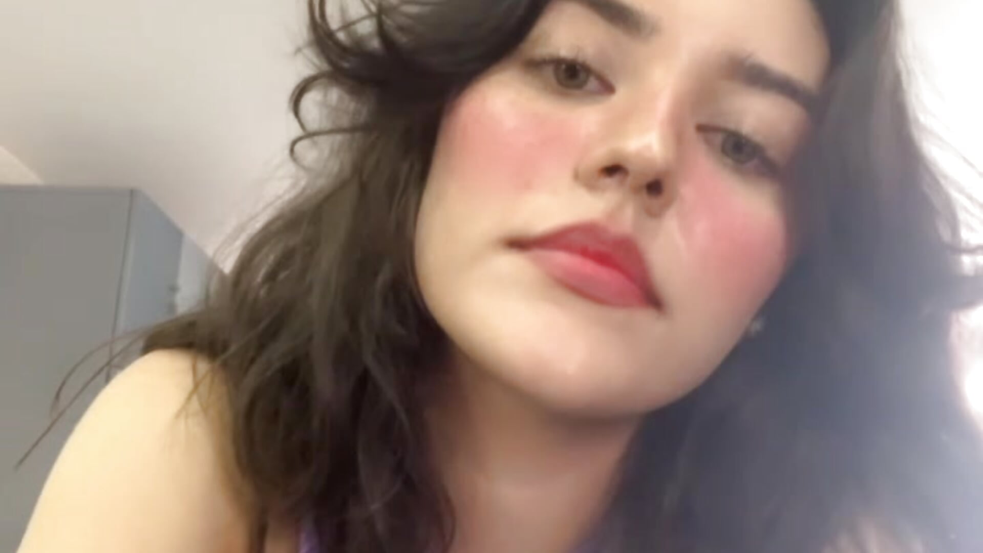 <3 - video by SweetAurora_ cam model