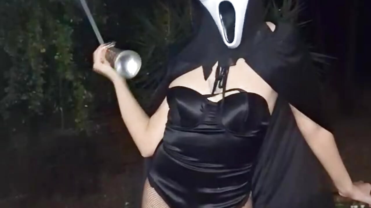 hallowen– alexandra_lorens kameramodell videója