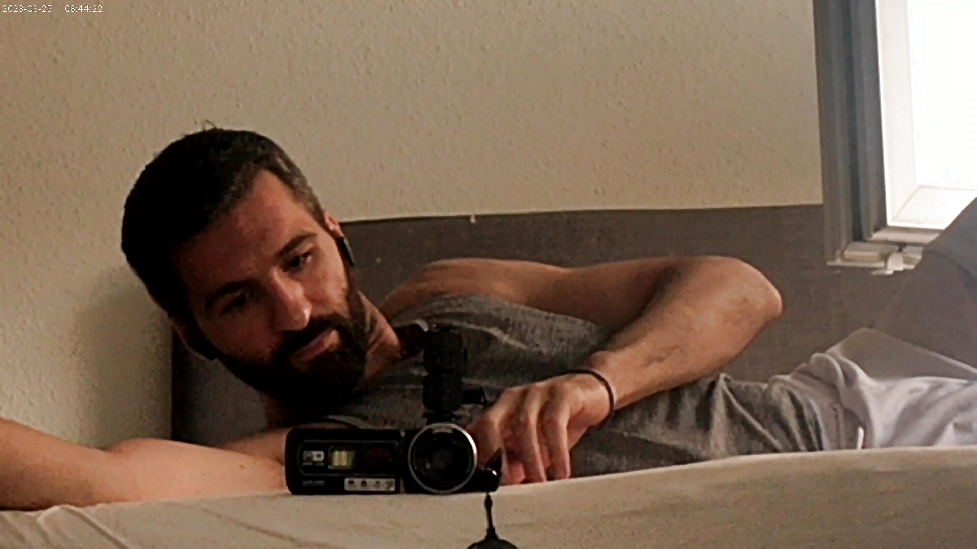 REC-0008-A - Trim 1 - vídeo de EliaChristo modelo de câmara