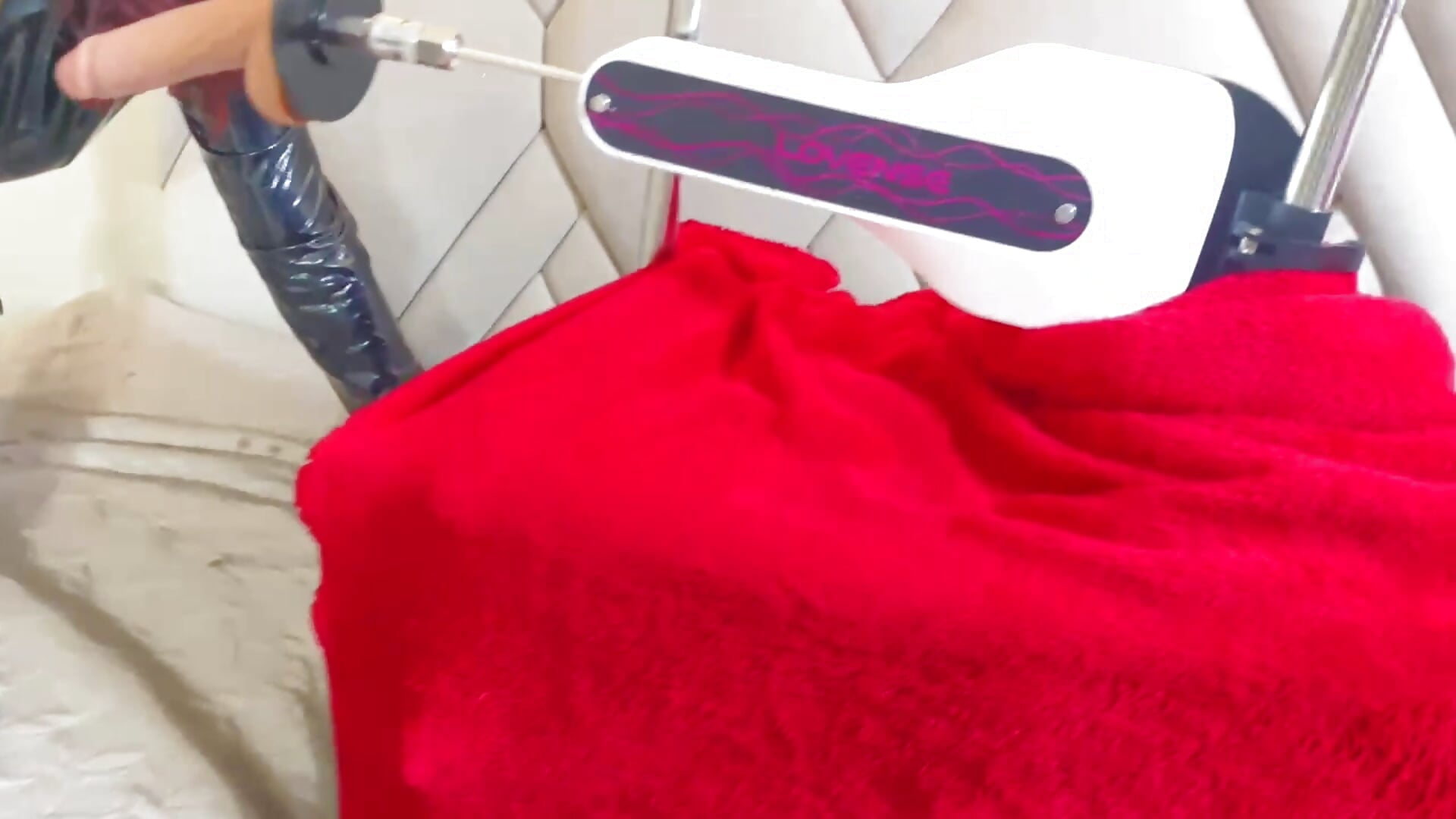 Come and let's play with my fuck machine, love, I'll be waiting for you - video di Kasandra_Gomez modella di cam