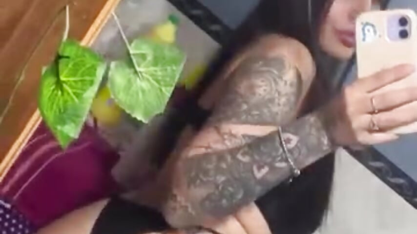 4de4973c7bbf464faf3e61b8f9b1dc58 – video af RegainedDiggings