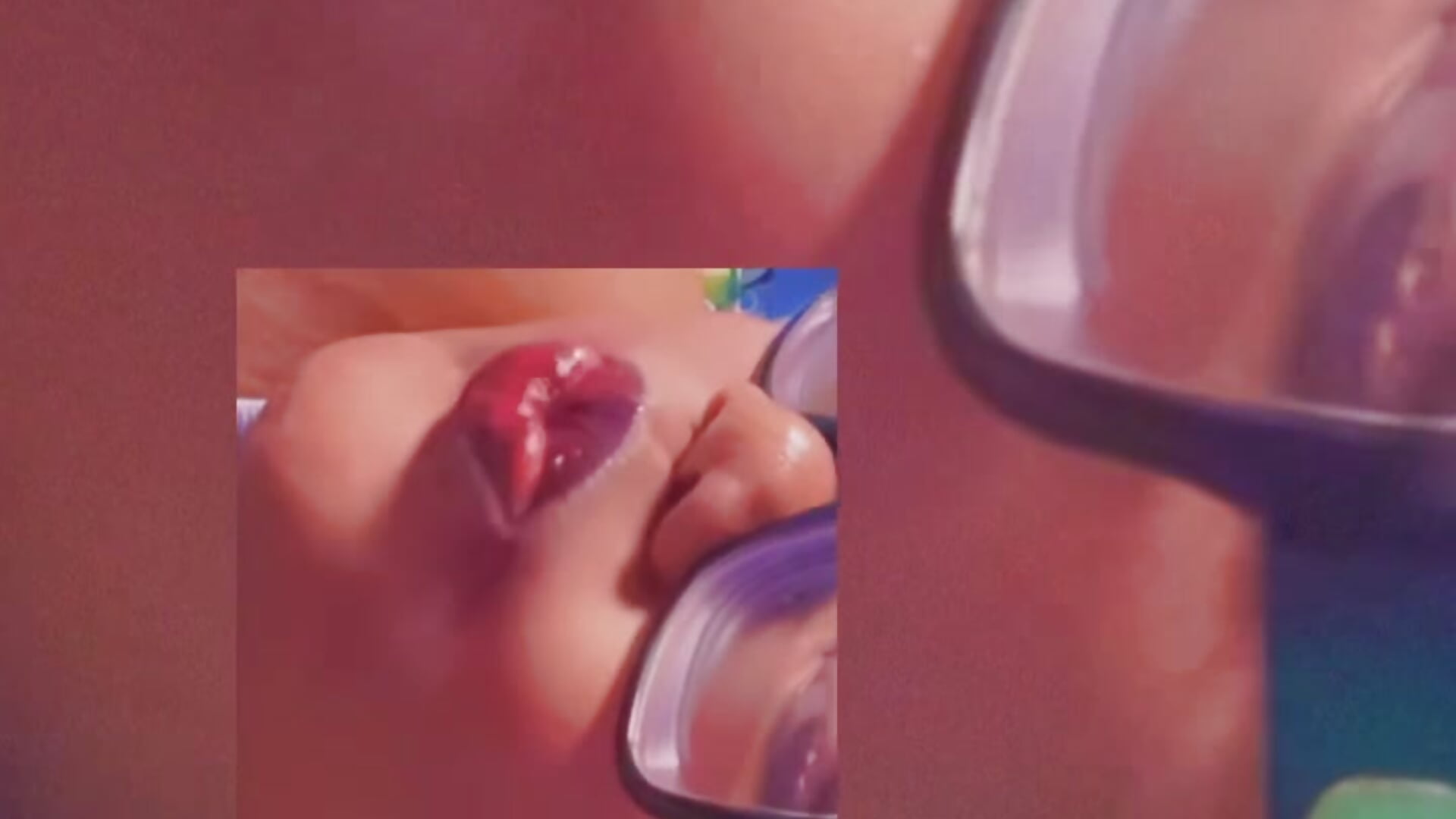 Kisses - video by dondivax3 cam model