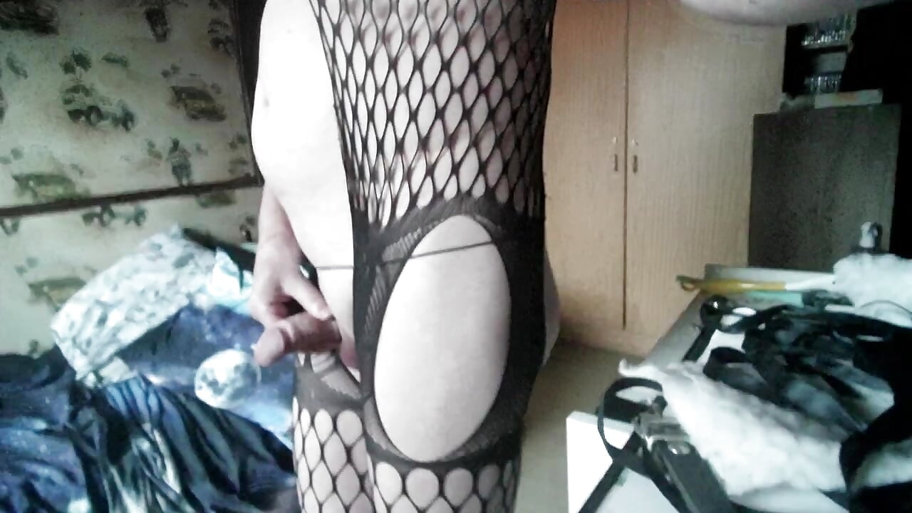 2025-12-15 - Vous aimez la vue sur mes fesses de salope sexy non ? - clip cu lopejosoumis model videochat