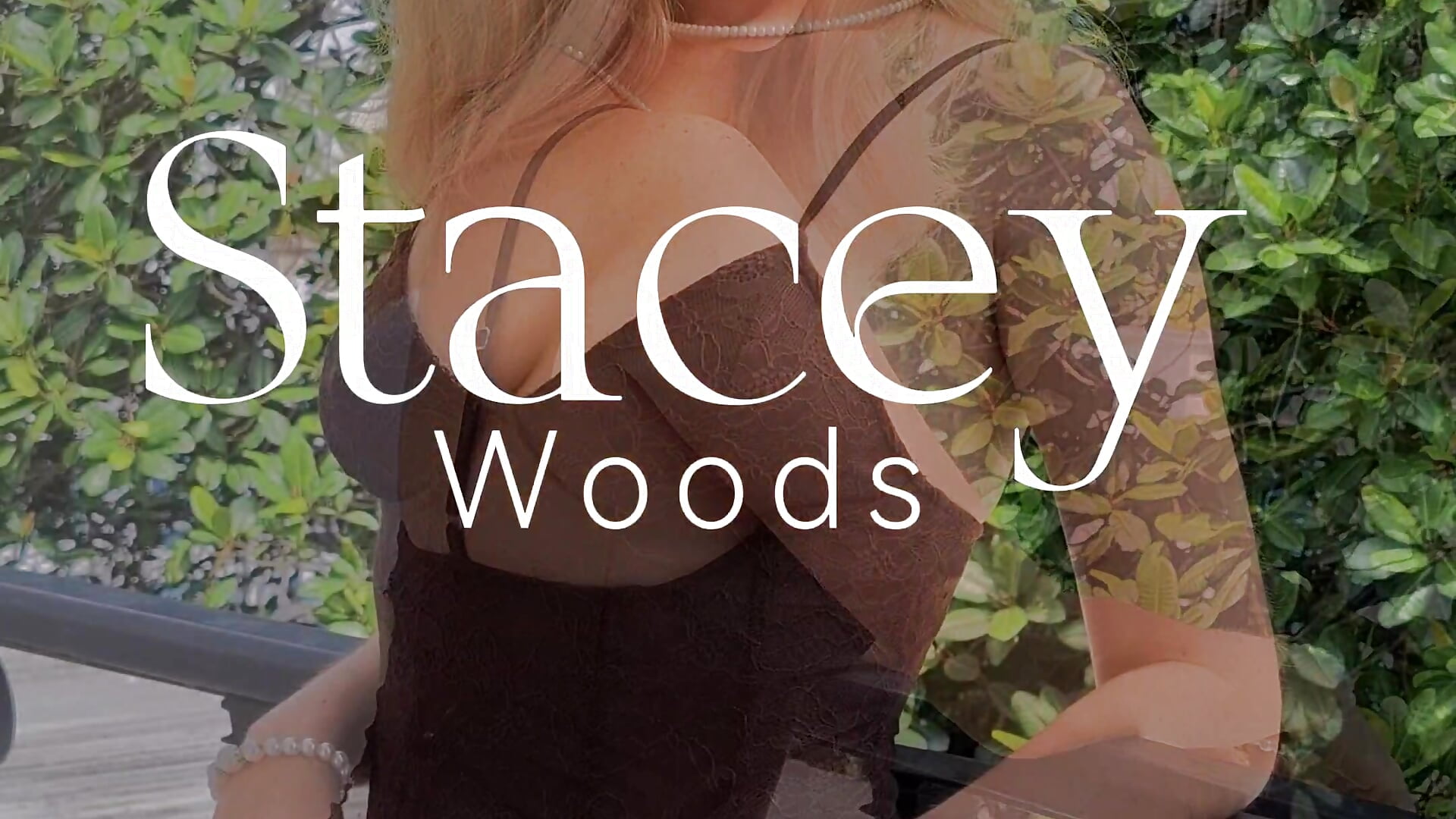 MORNING VIBES🎀－カメラキャストのStacyWoodsの動画