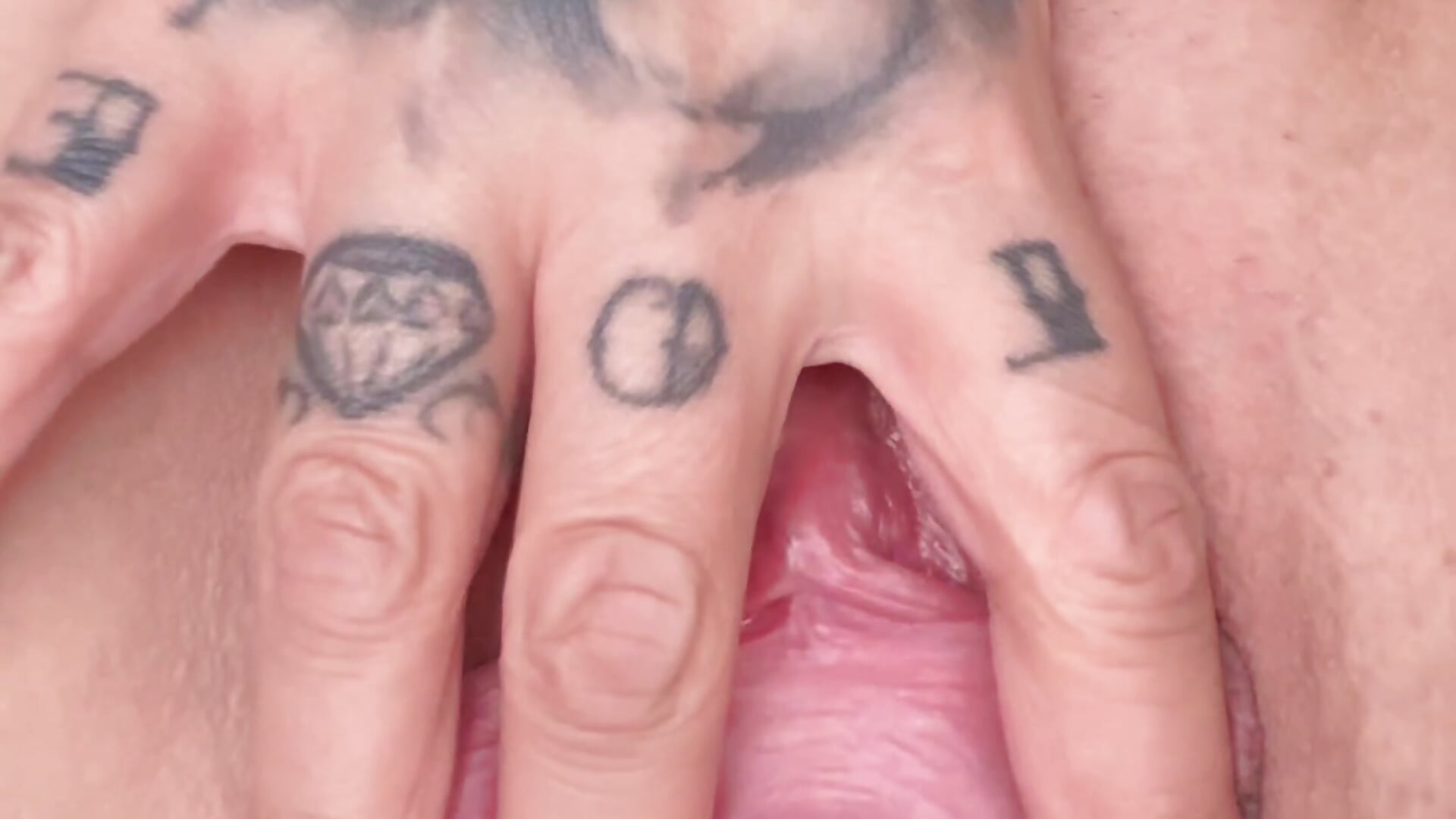 Short gape Clip / Fetish - Video von Nina_LiveXXX Cam-Model