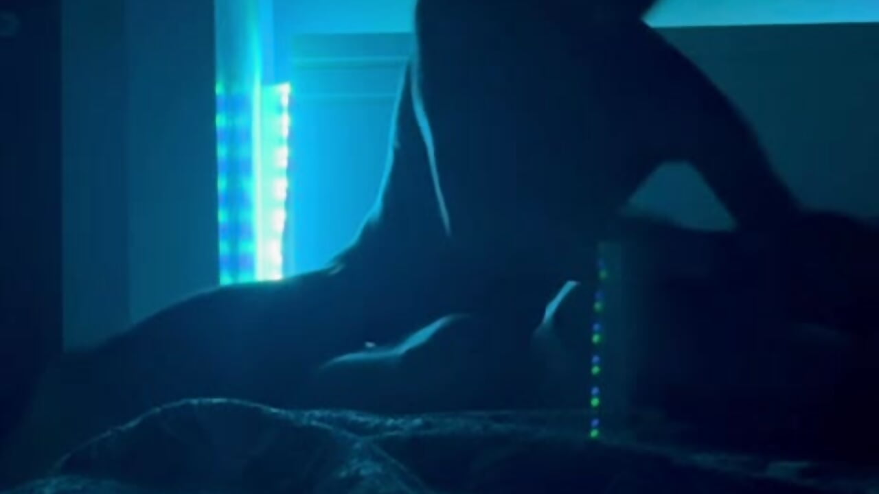 Sessão Led－カメラキャストのArthaMokshaの動画