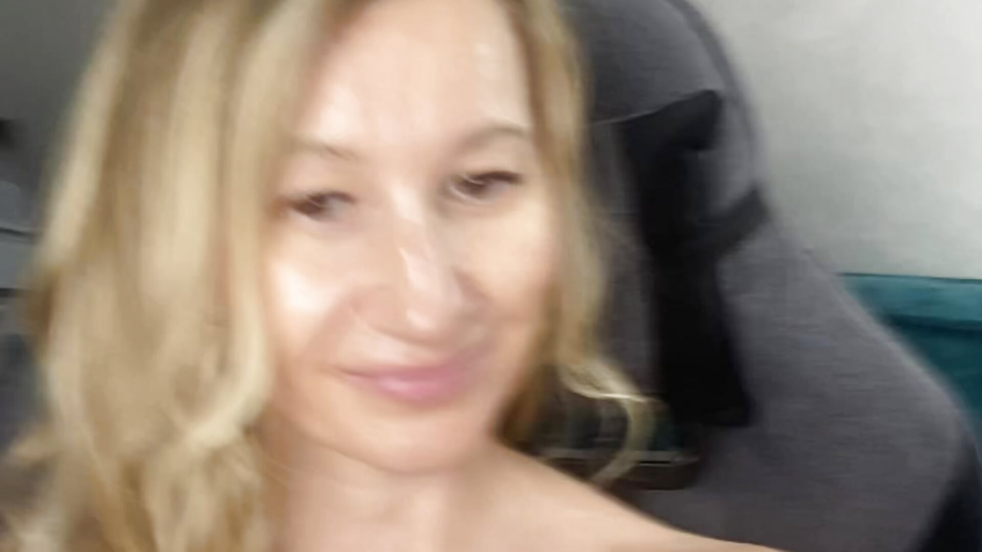 😘💗 - video by Sofia_Soul cam model