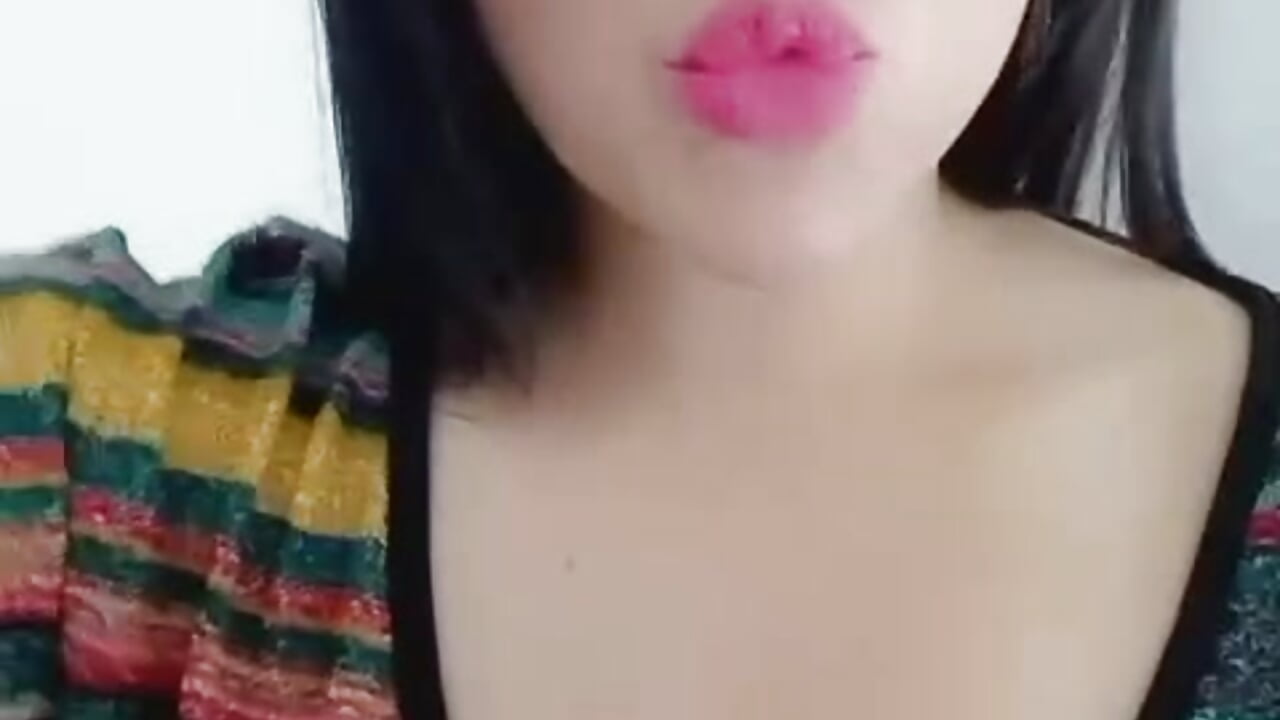 kiss - video by pxndorxfernandez92 cam model