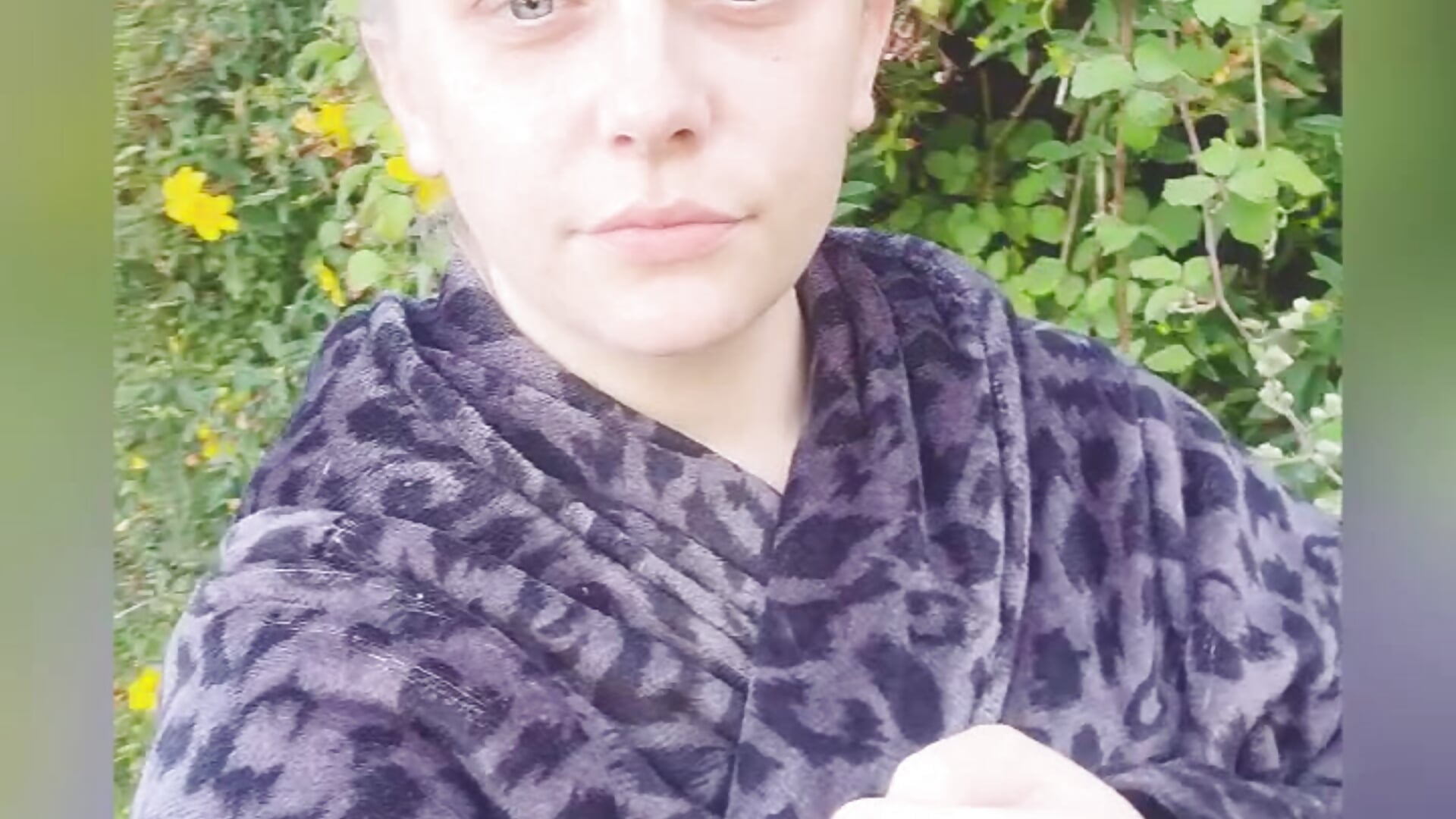 Smoking In The Garden In My PJs - video by Ali_Topaz cam model
