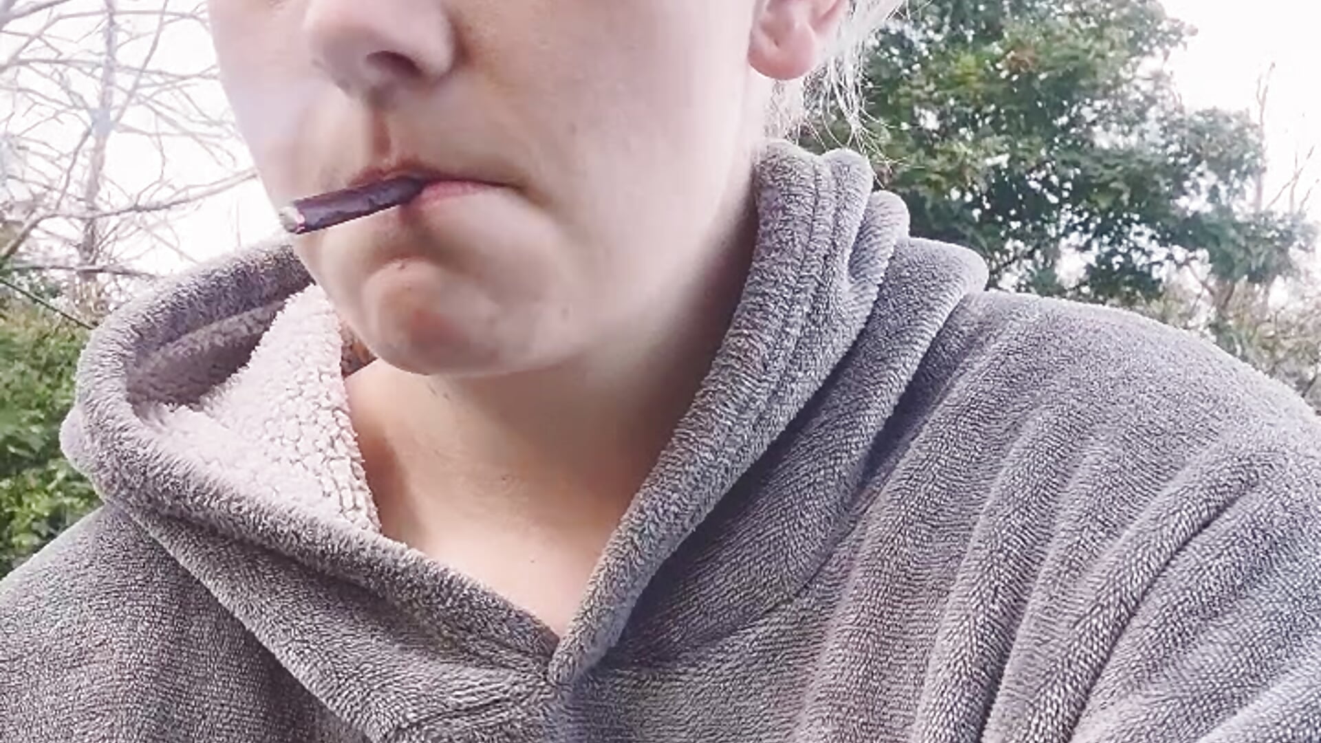 Early Morning Smoking In The Garden In My Comfy PJs - video by Ali_Topaz cam model