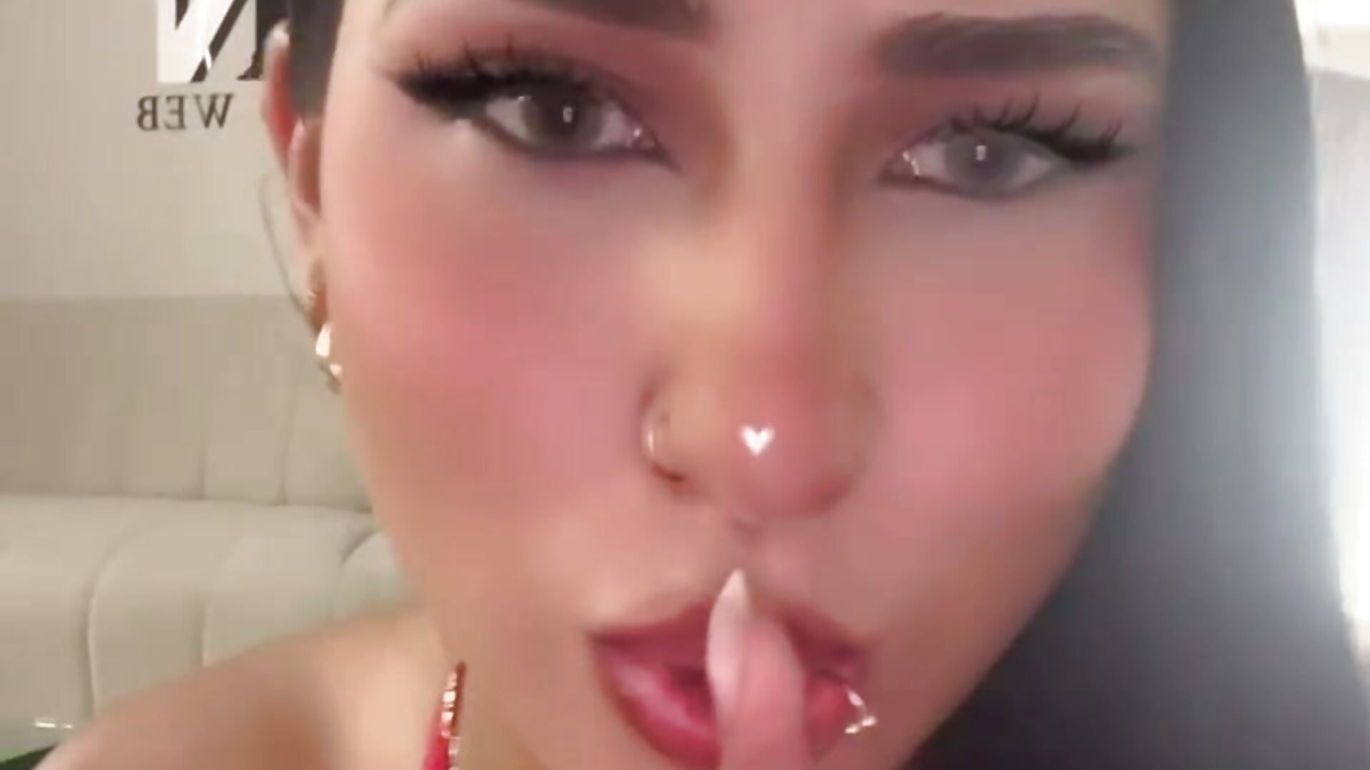 You are my secret－カメラキャストのLunaGatesの動画