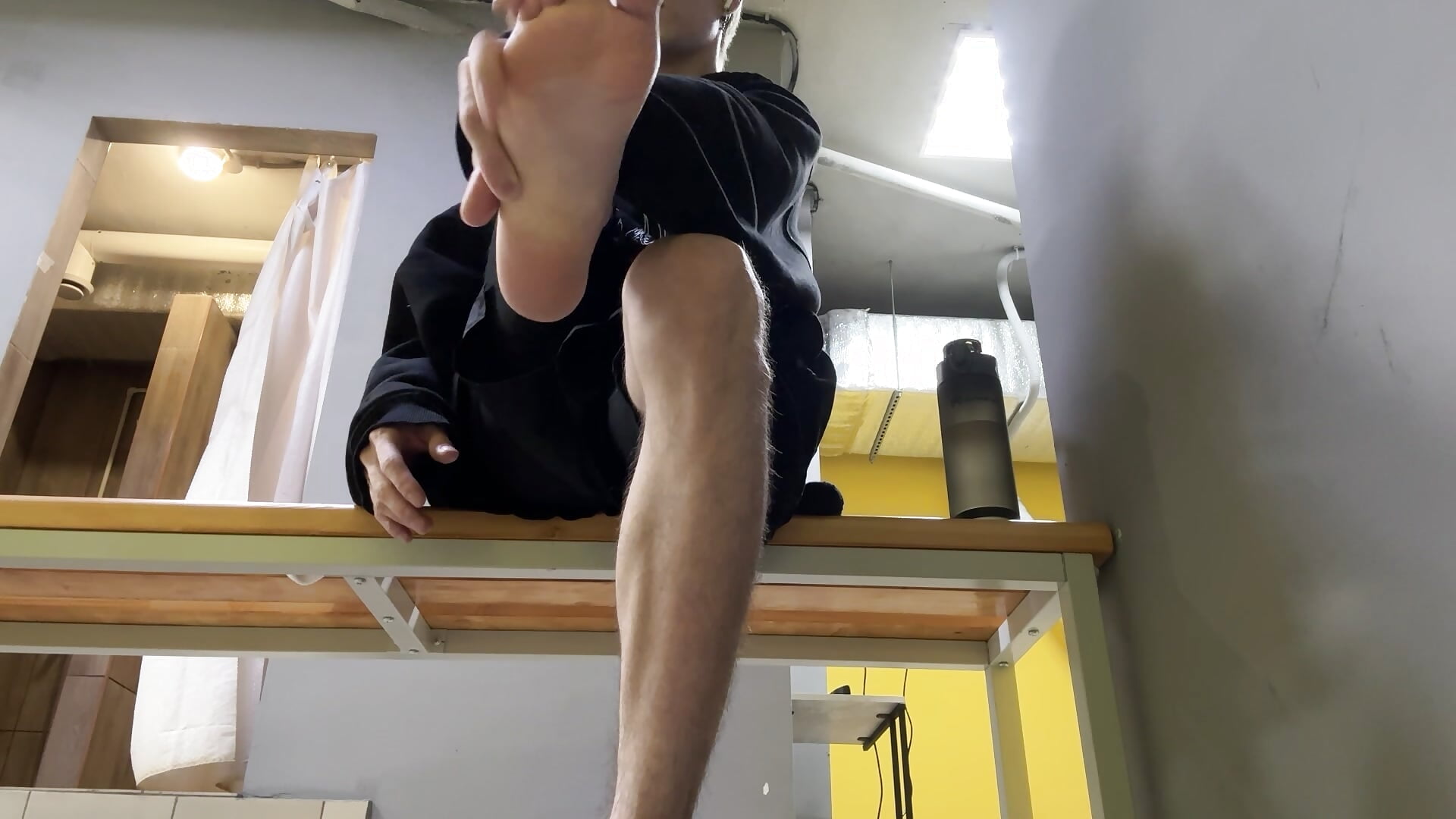 in gym - video by etieeis cam model