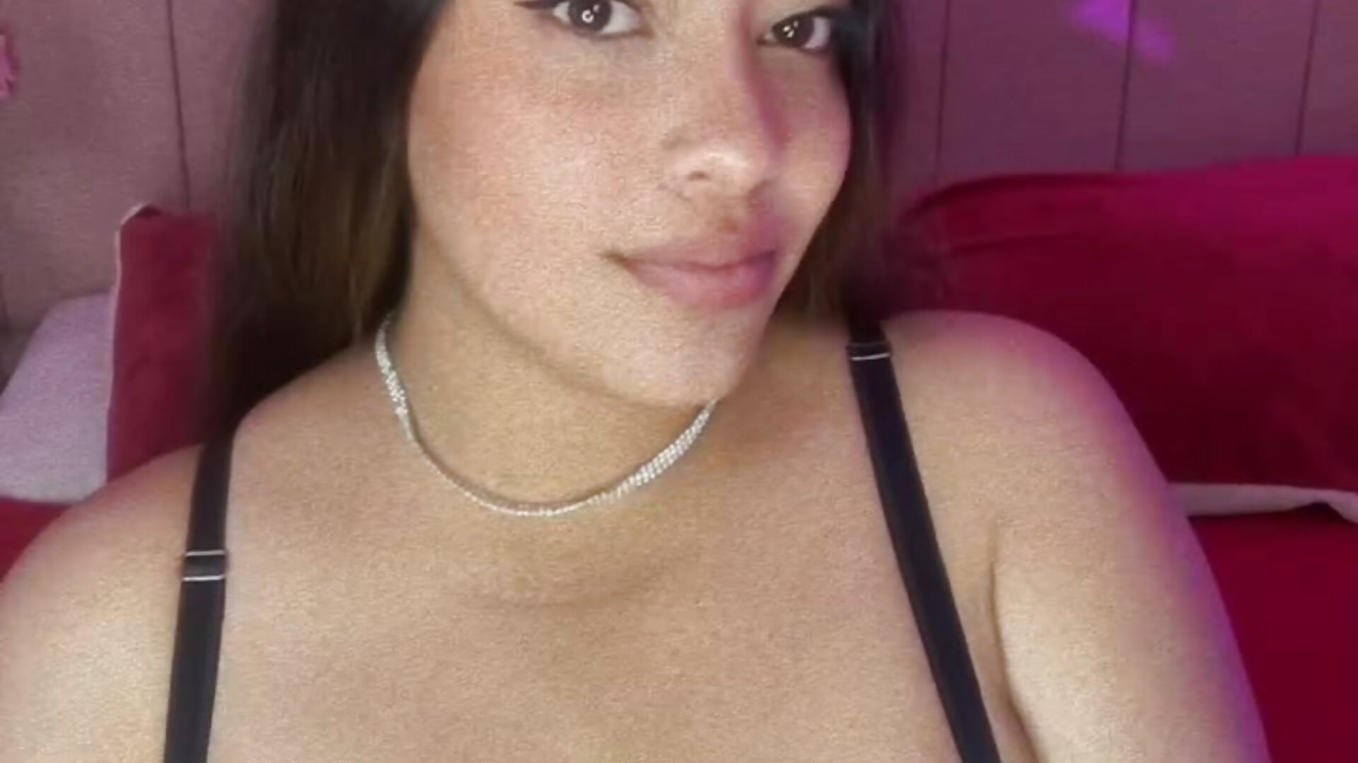 My goal with you: that desire does not go out over time, but becomes wilder, deeper, more ours. 💋 - video by MollyBigBoobs12 cam model