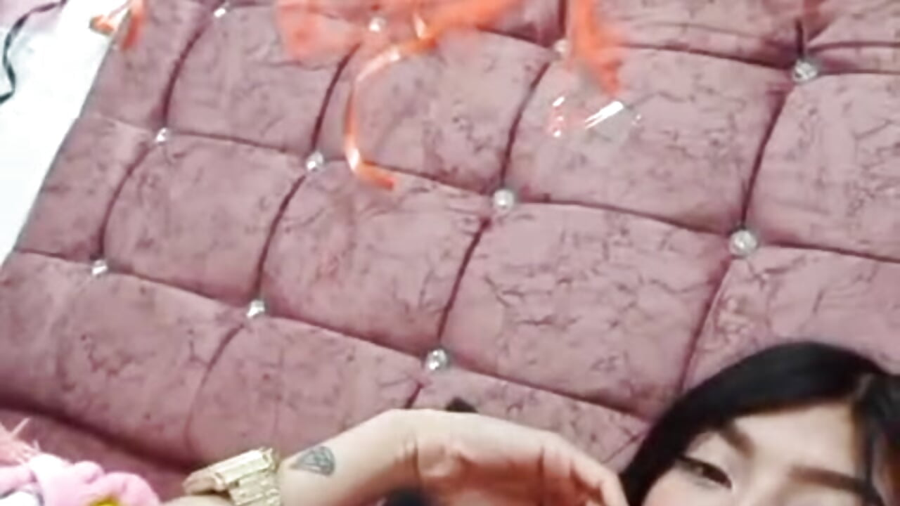 sexy body 💫 - video by sara_caplerx cam model