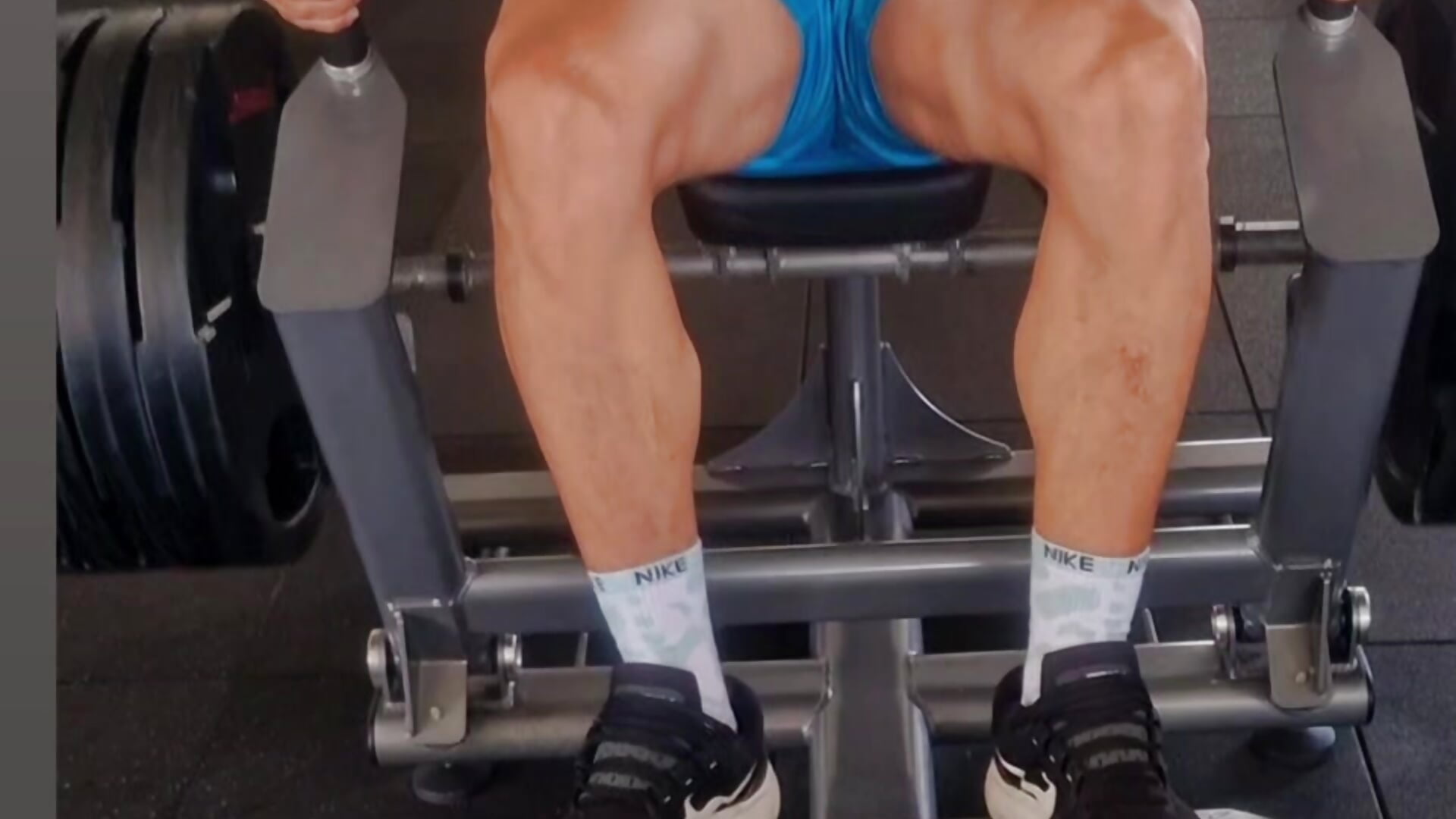 hittooss - video by KALE_19 cam model