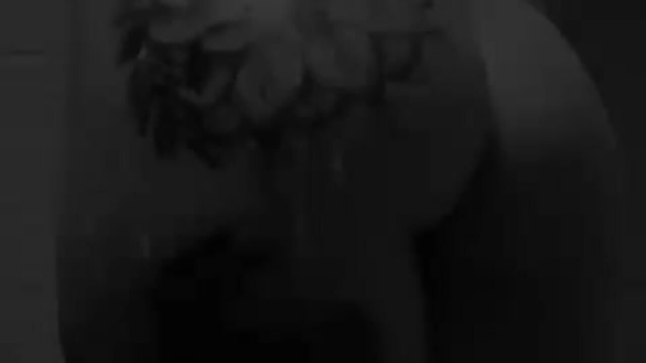 Sexy shower 🤤 - video by Mia_Palacioss cam model