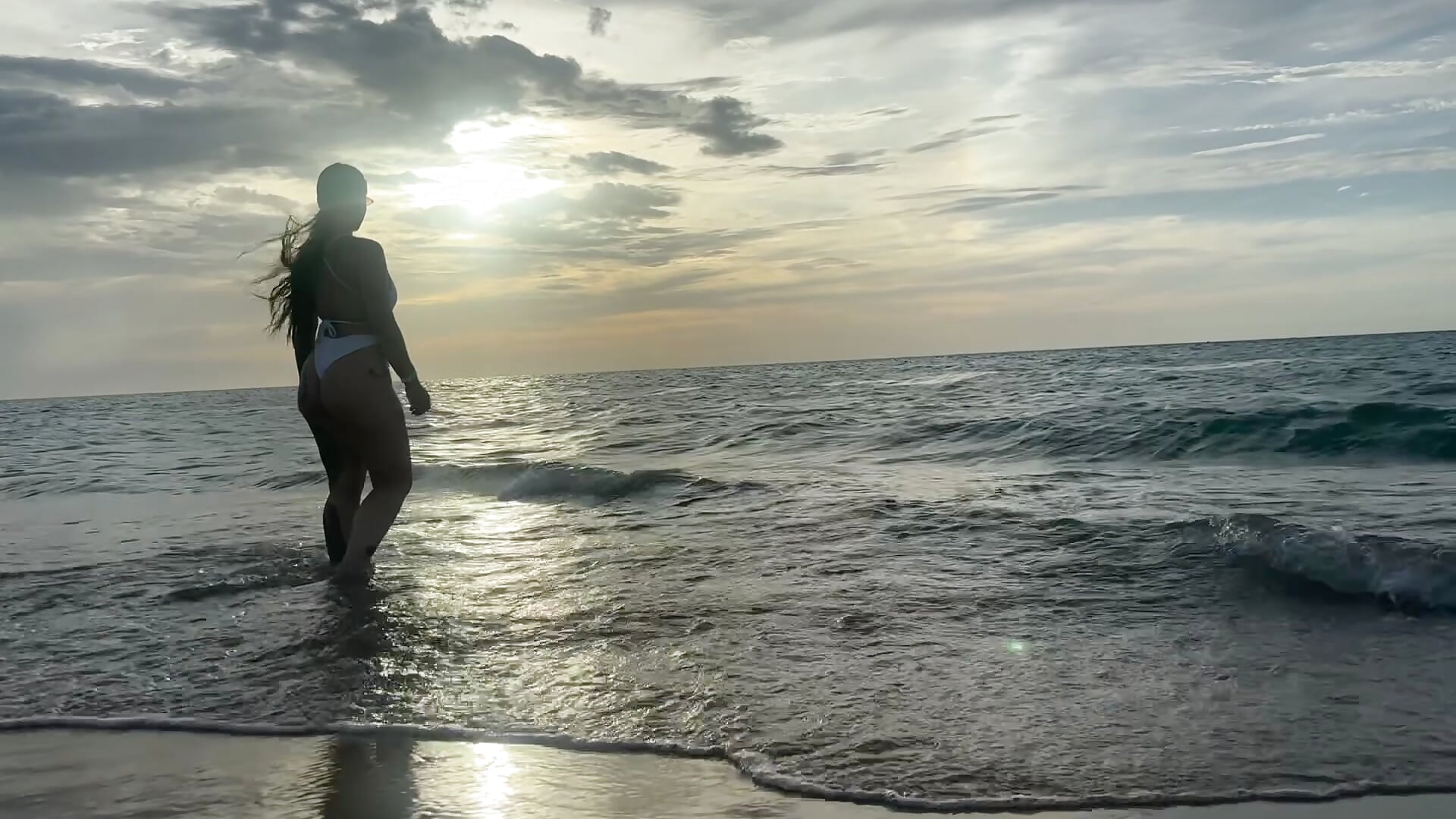 In love with life I'm happiest at sea😍🏖️😎 - video od modelky/modela Mia_Palacioss