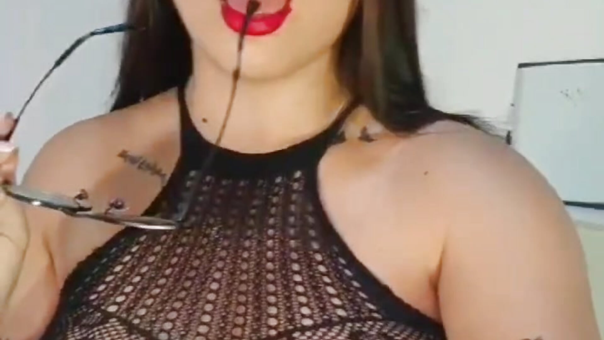 Before entering the line🥒 - video by Victoria_Robinsson cam model