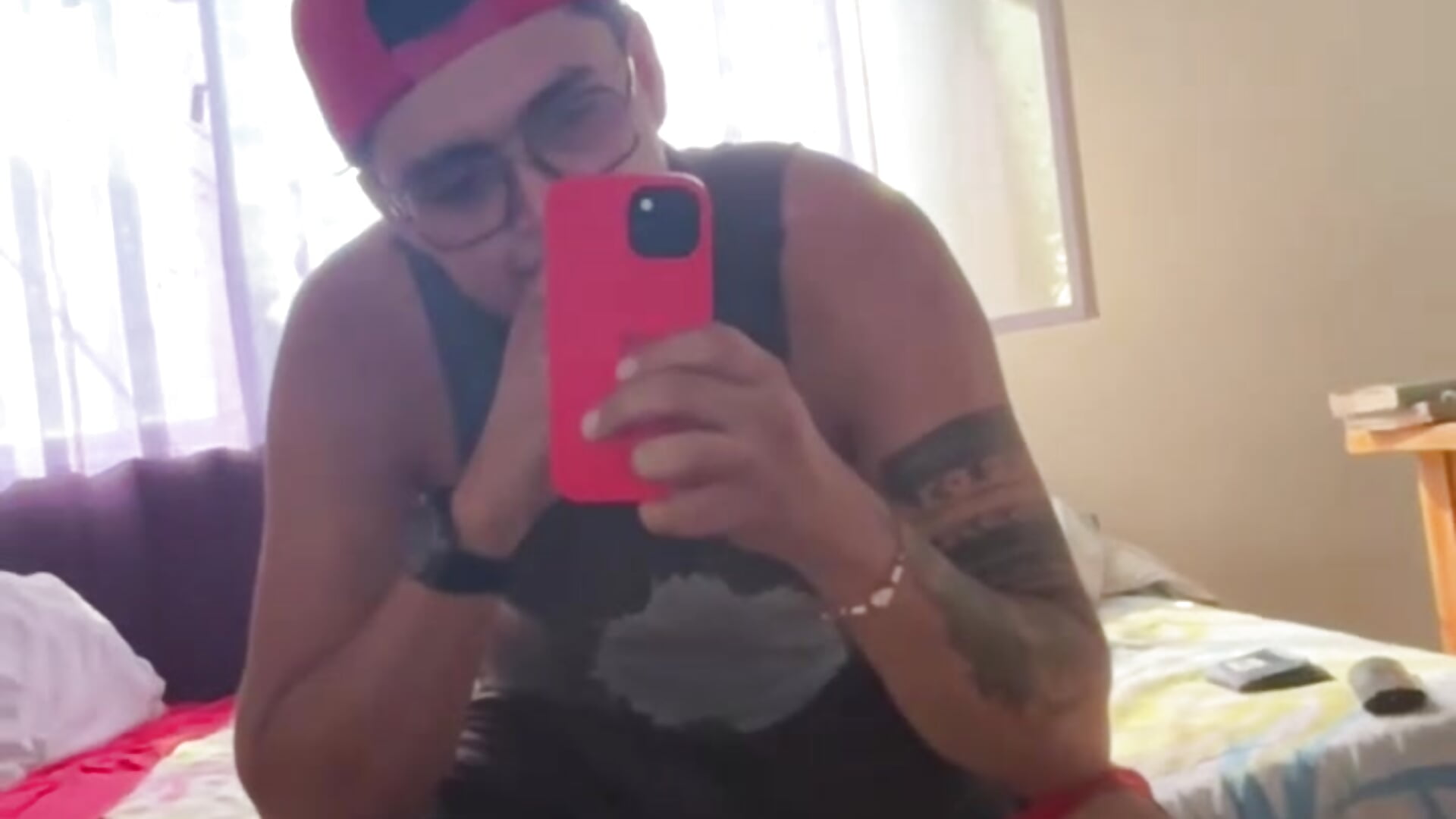 Hi Bby - video by jhonny_parkerson cam model