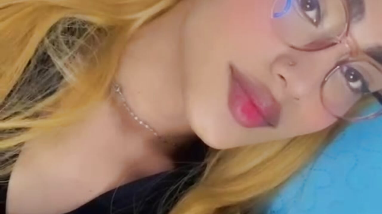 :) - Vídeo de Valeria_Foxx, modelo de vídeos