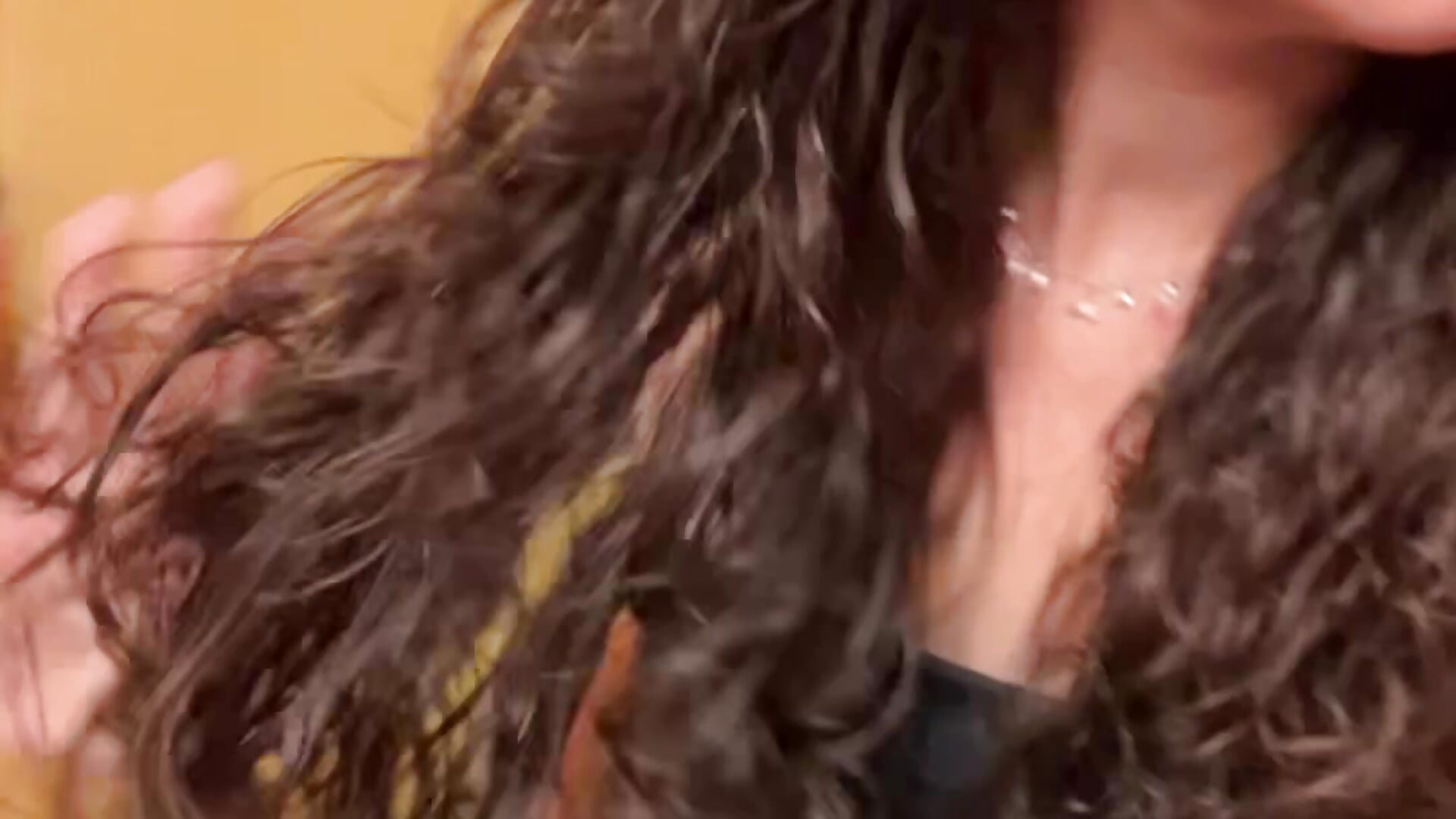 eu amei meu novo corte de cabelo ✨ | i loved my new haircut ✨ - video by DianaSartori cam model