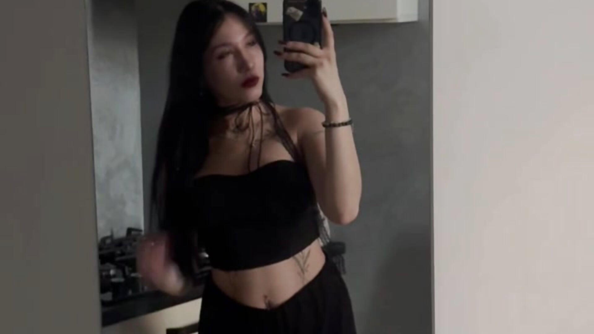 Are you ready for this look? - Vídeo de NikkiGoldSide, modelo de vídeos