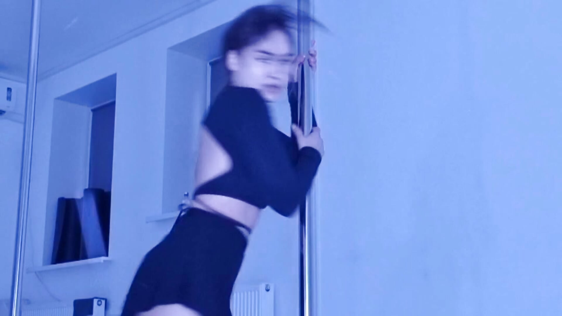 dancing again - video by sleeeep_y cam model