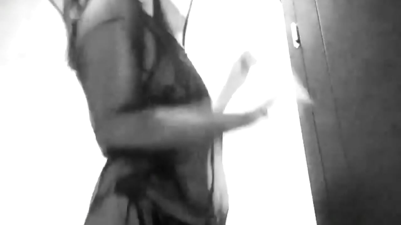 welcome - video by bulma_milk cam model