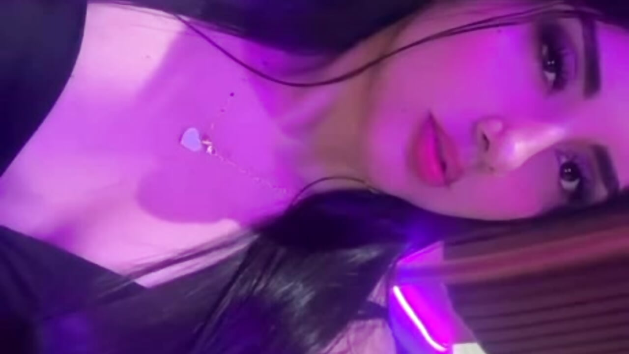 The most pretty and sensual face 💋🔥💯 - video by AmaliaDalton cam model