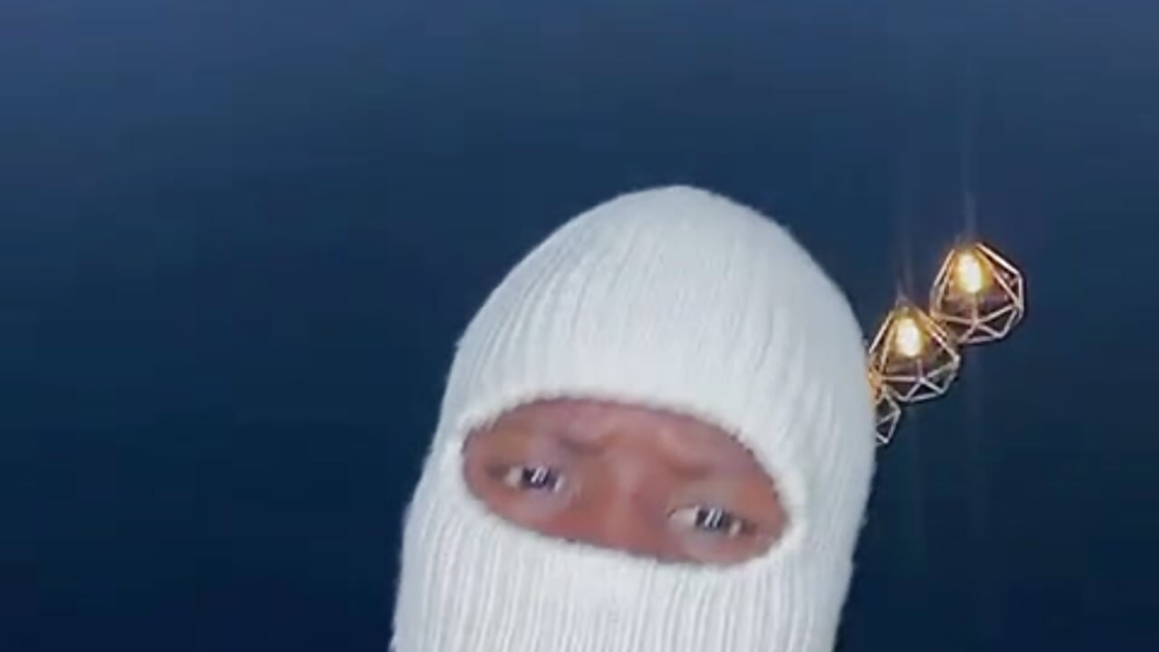 WhatsApp Video 2025-09-02 at 8,18,24 PM - vidéo du modèle de showcams Sam_clarck