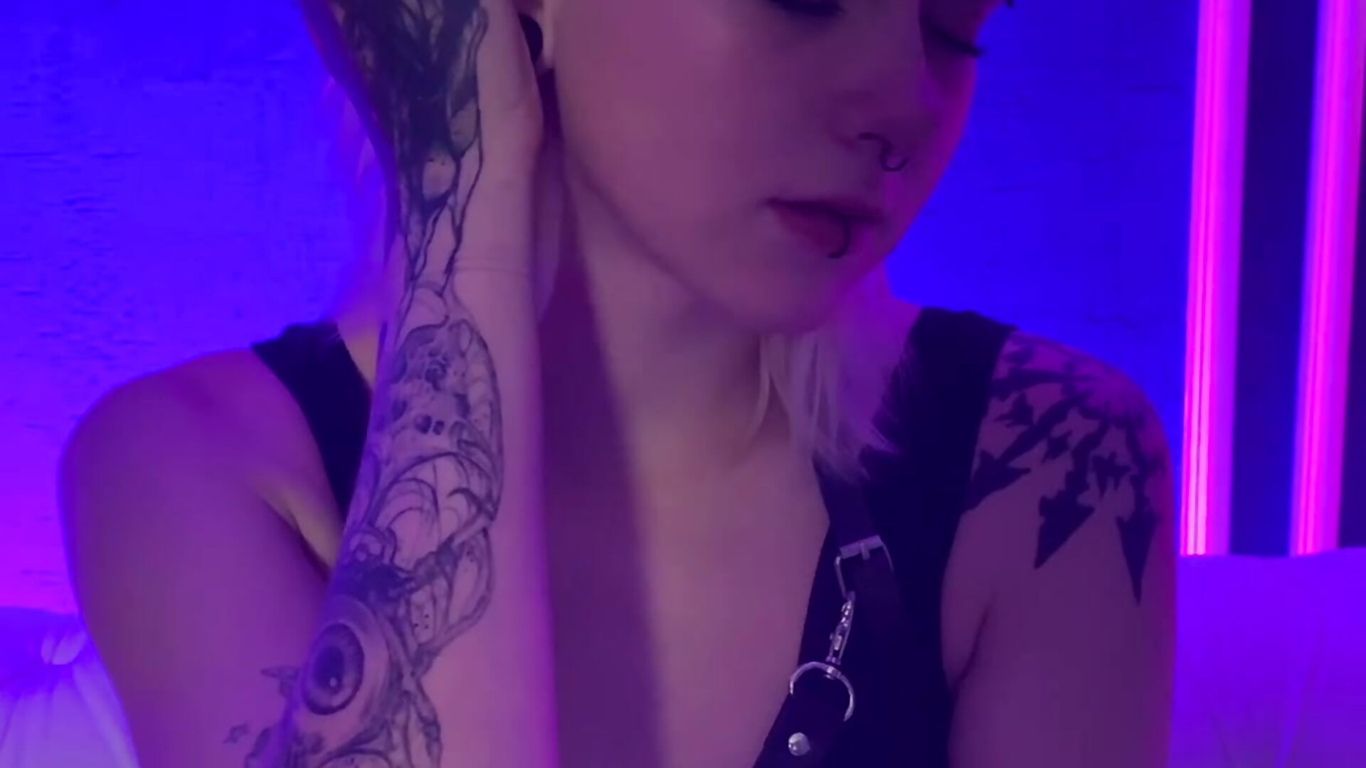 piercing & tattoos