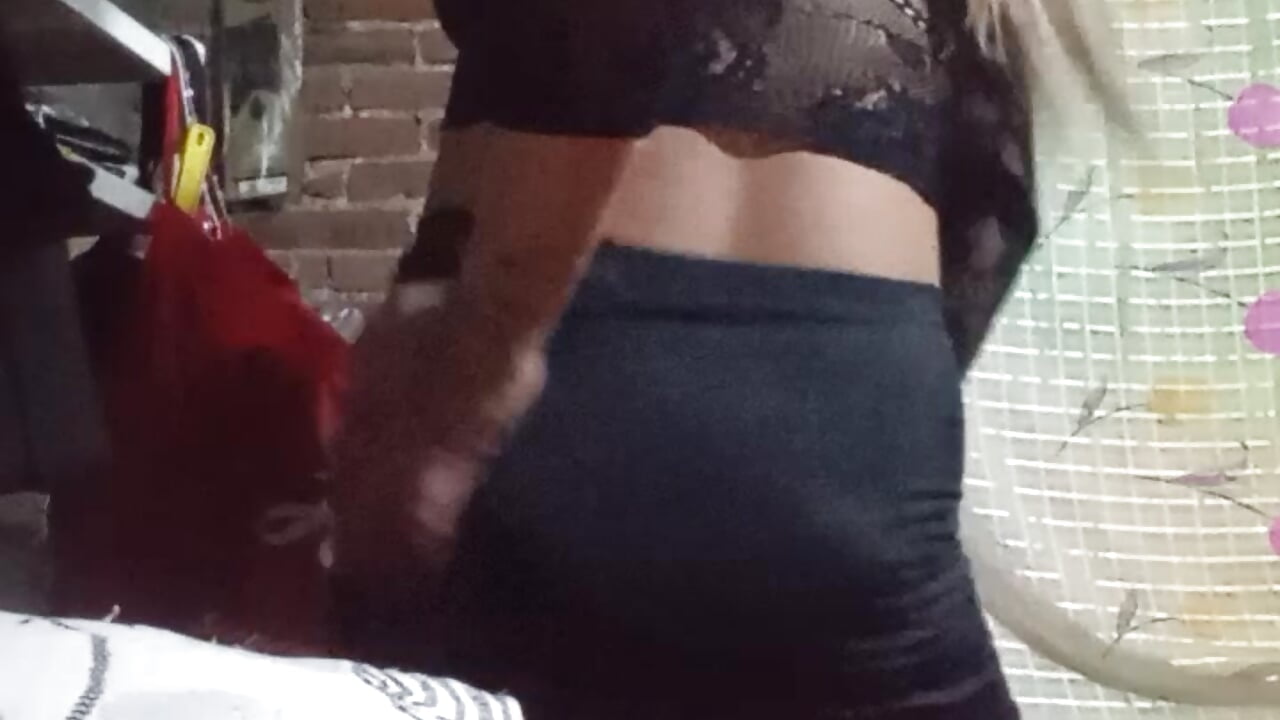 Web Cam con una d las transexuales más famosas de México yovana mirón modeló  actriz un baile. Sexy — filmik yovana13, modela(-lki) na kamerkach