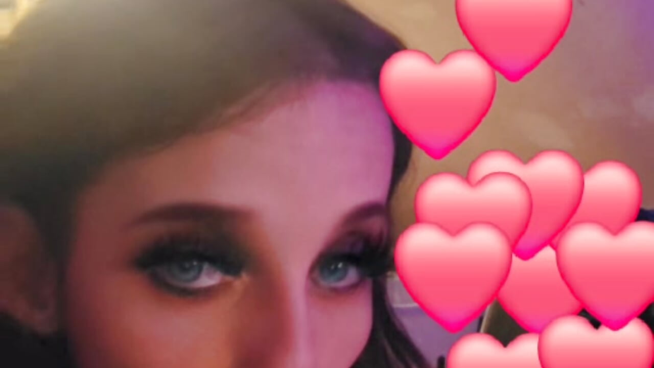 finger tease :) - video by ScrawnyFlag0