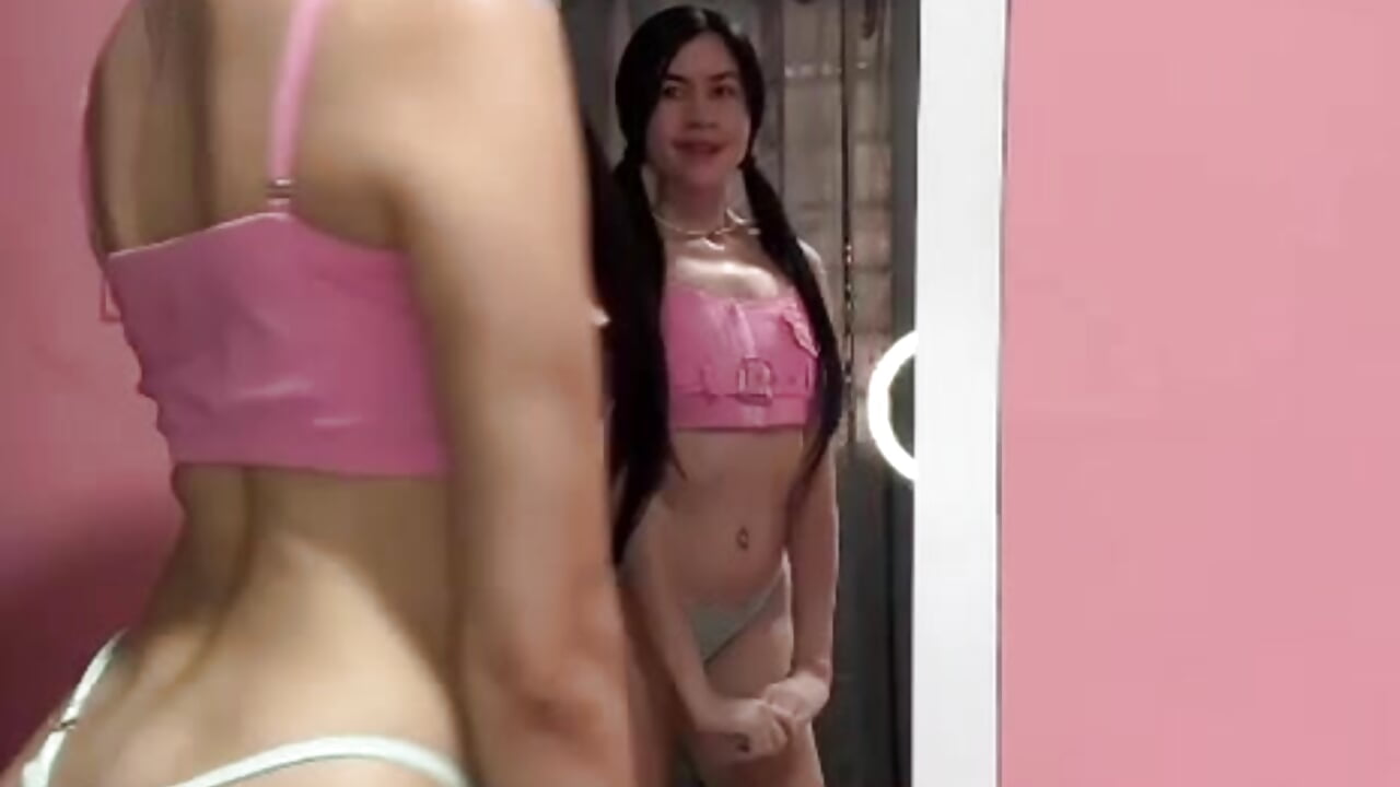 WhatsApp Video 2025-12-23 at 10.45.25 AM.mp4 - video by Vicky_Love_ cam model