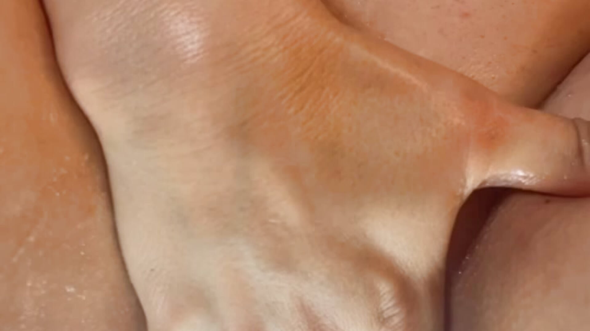 Masturbate my very wet pussy😈