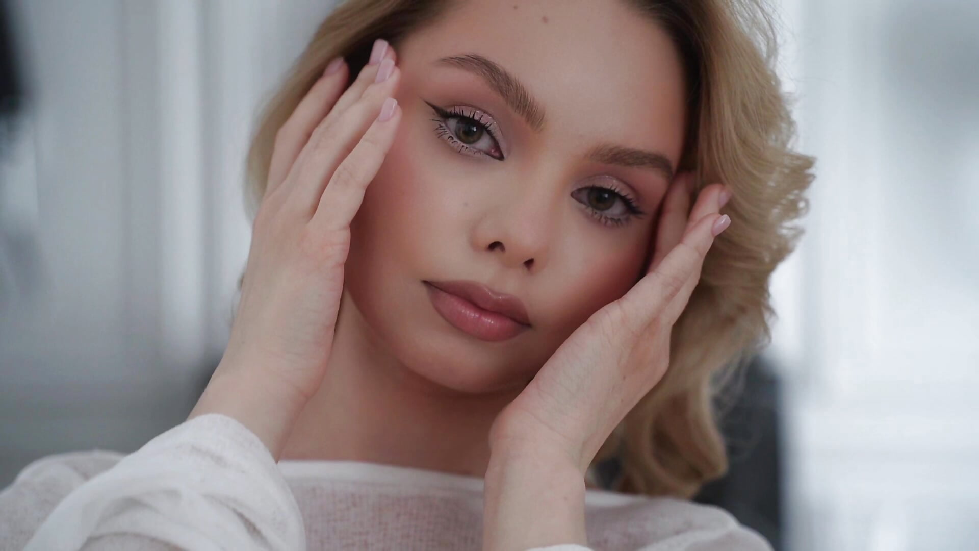 🥰 - video by LinaWynn cam model