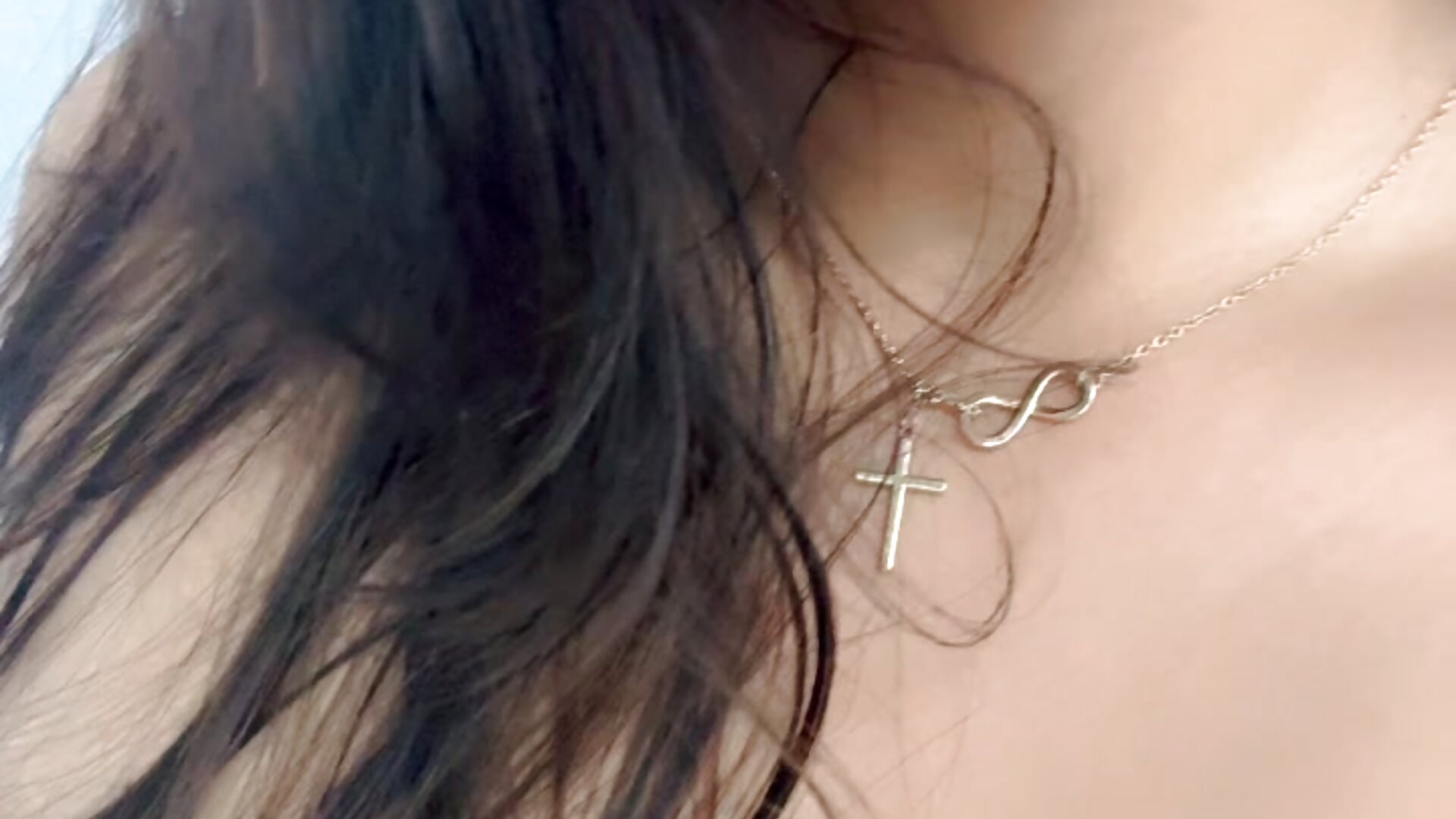 Look at me 🥸 - video by Rebeca_Williams_ cam model